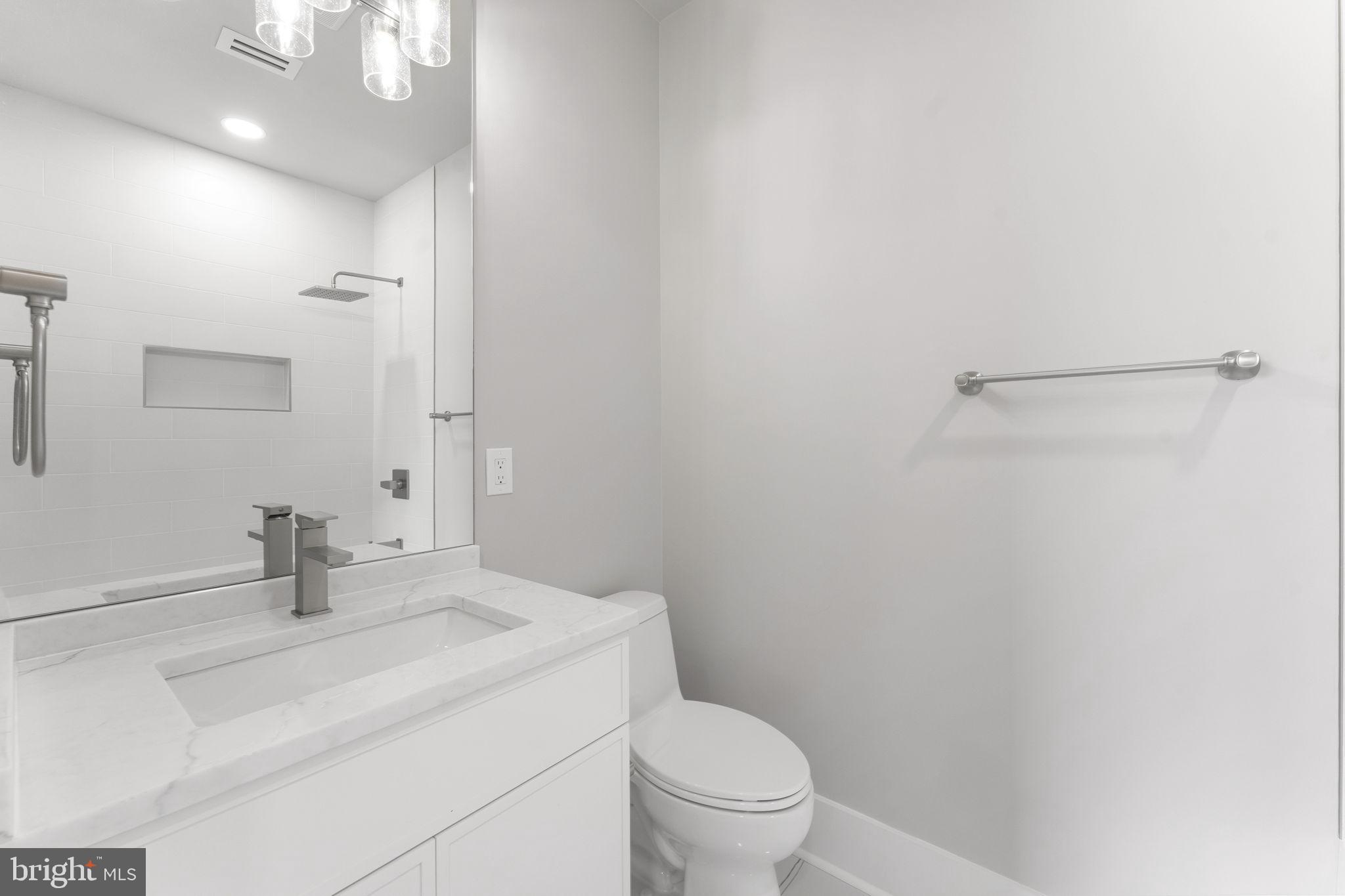 ARLINGTON VIEW - Residential