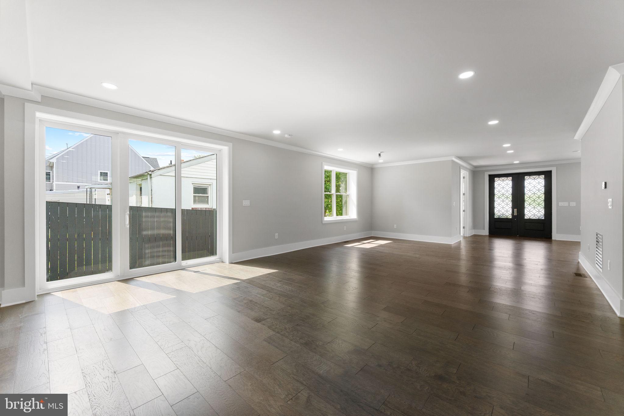 ARLINGTON VIEW - Residential