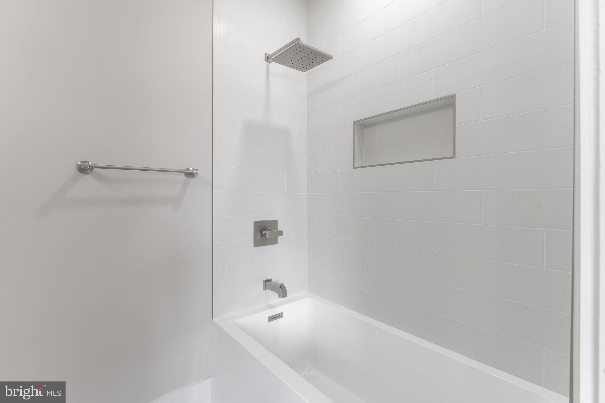 ARLINGTON VIEW - Residential