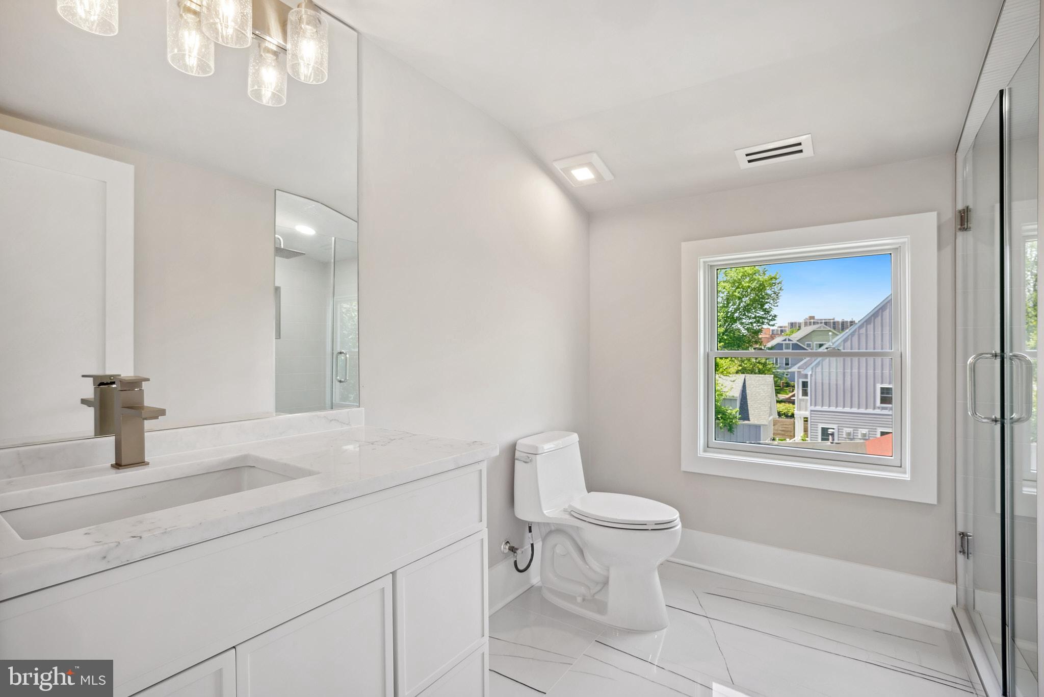 ARLINGTON VIEW - Residential