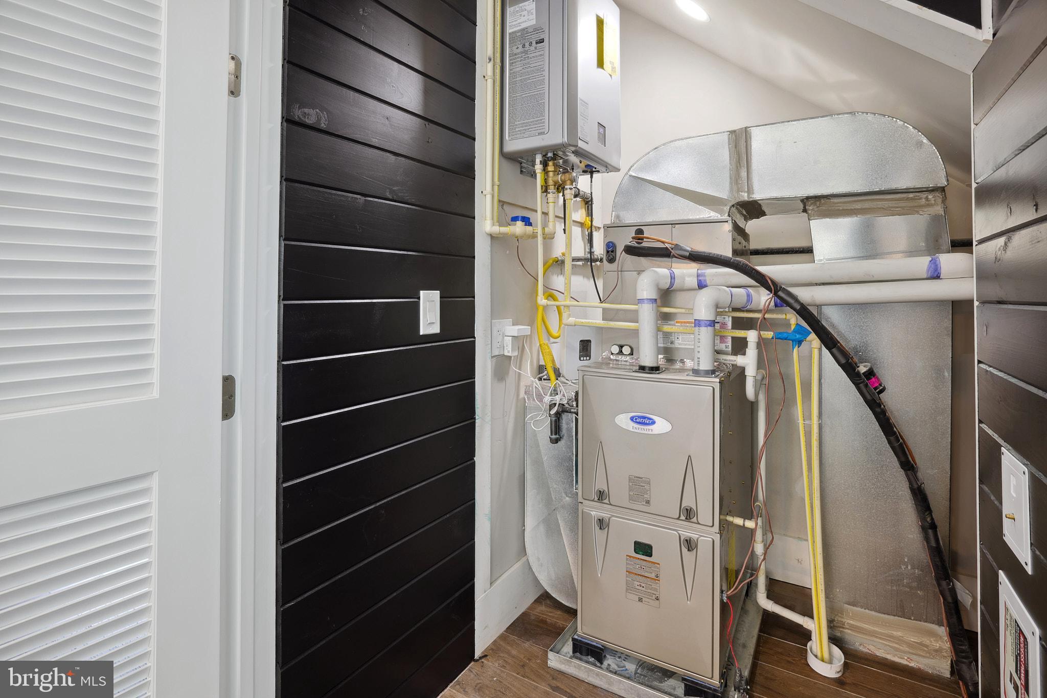 ARLINGTON VIEW - Residential