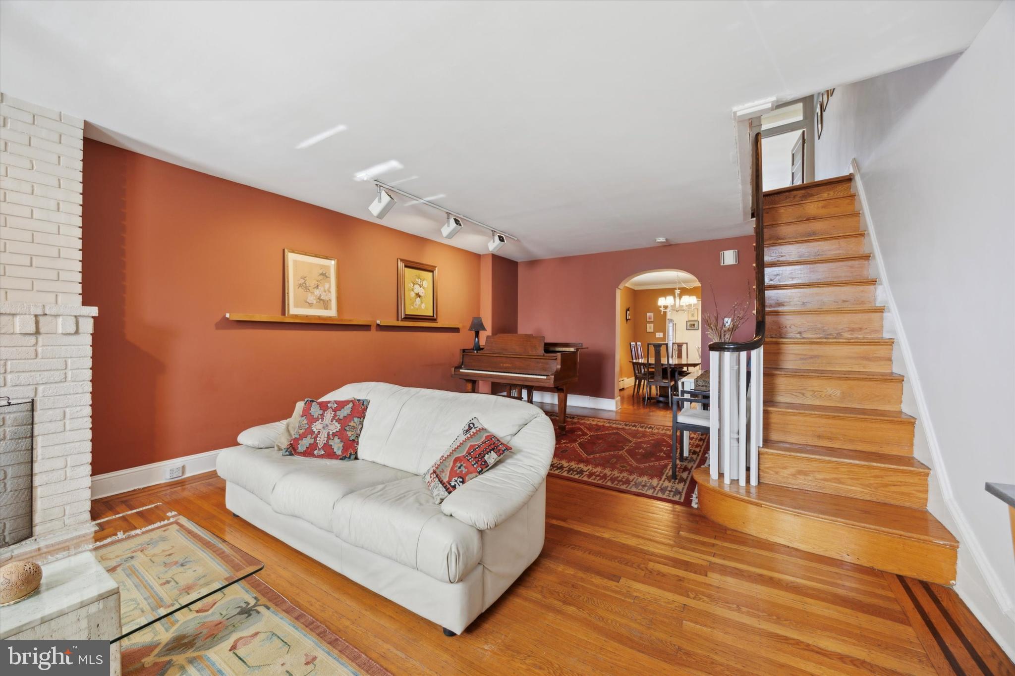 PASSYUNK SQUARE - Residential