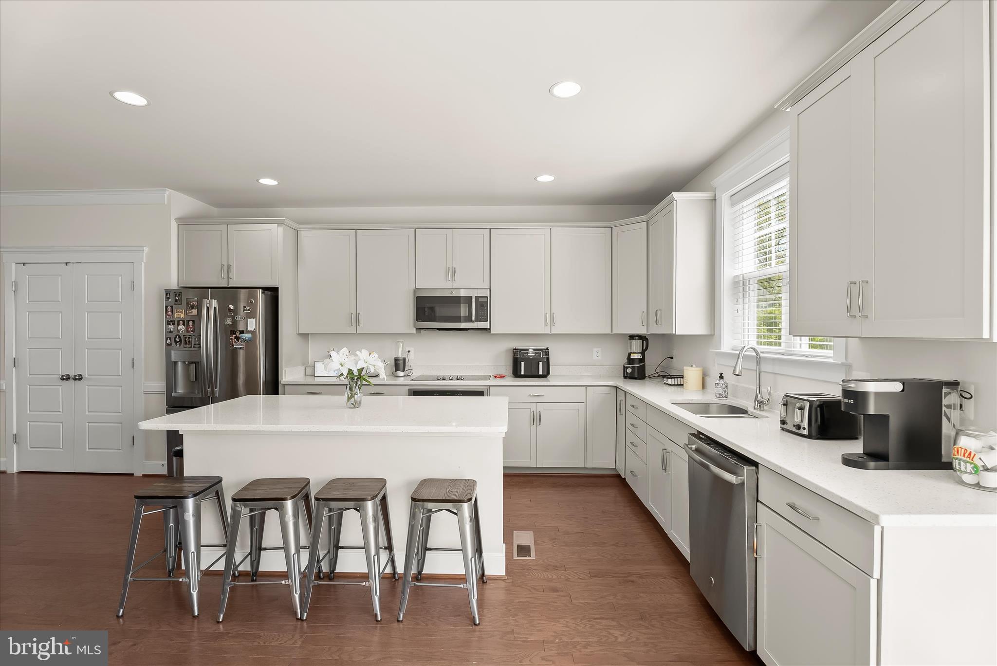 MAYFAIR - Residential