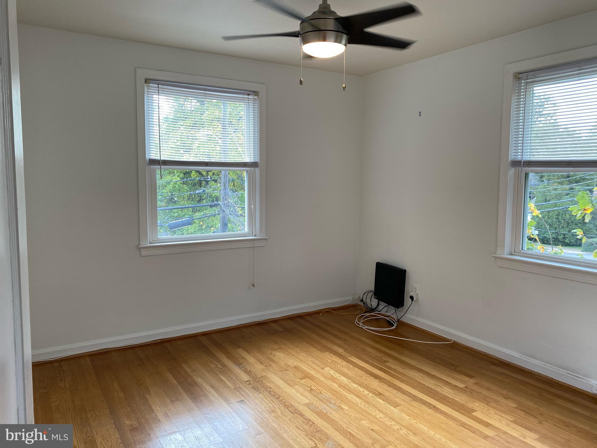 CLARENDON - Residential Lease