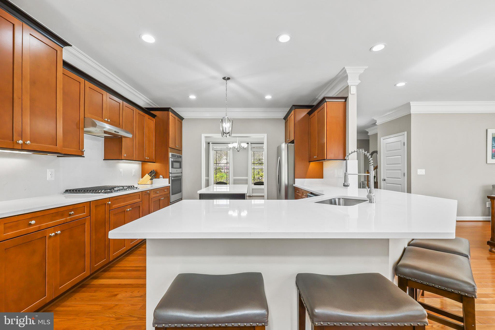 RIVER GLEN - Residential