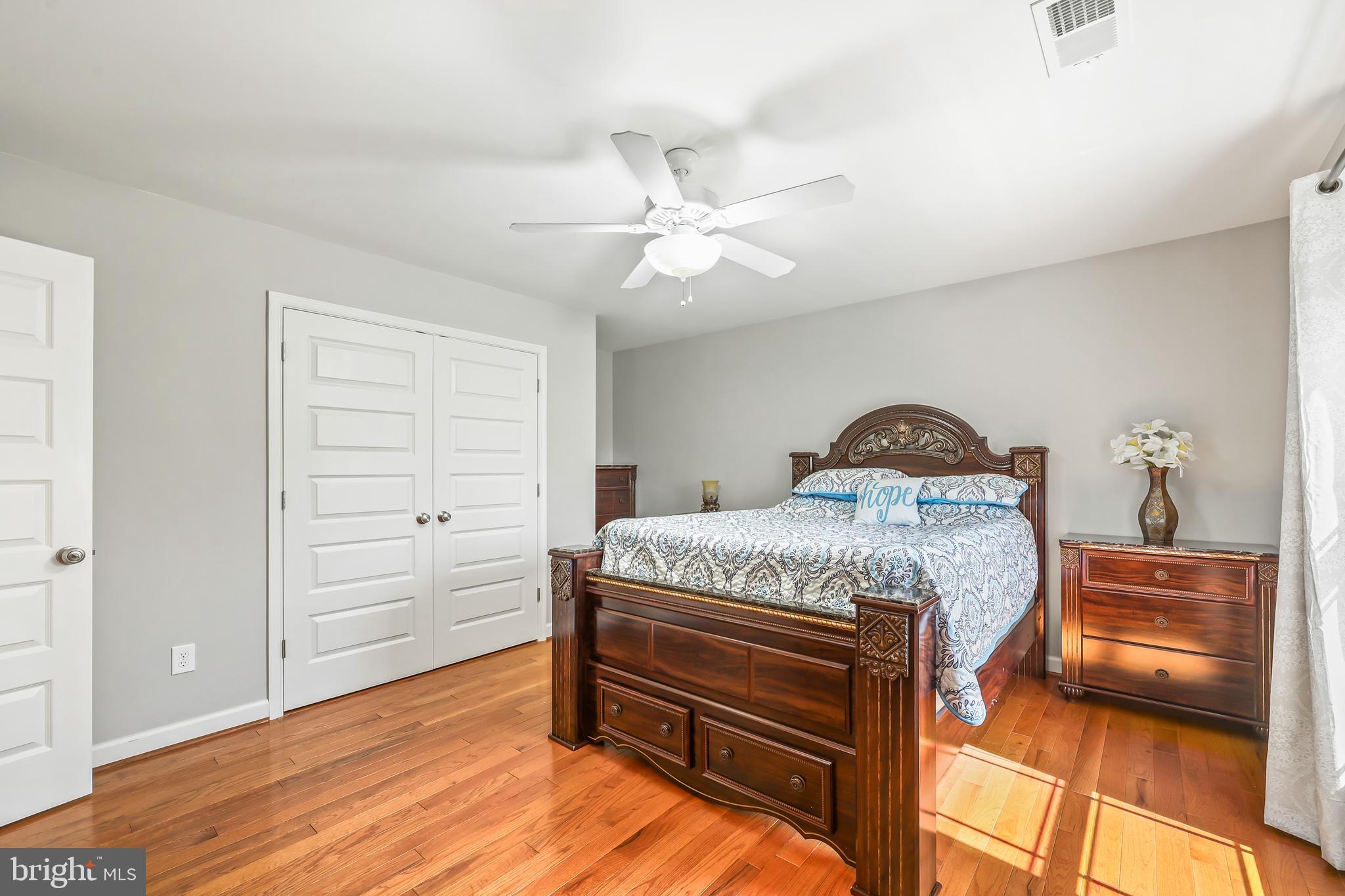 RIVER GLEN - Residential