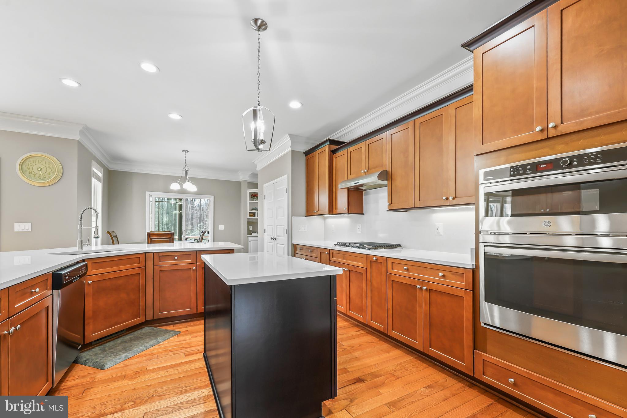 RIVER GLEN - Residential