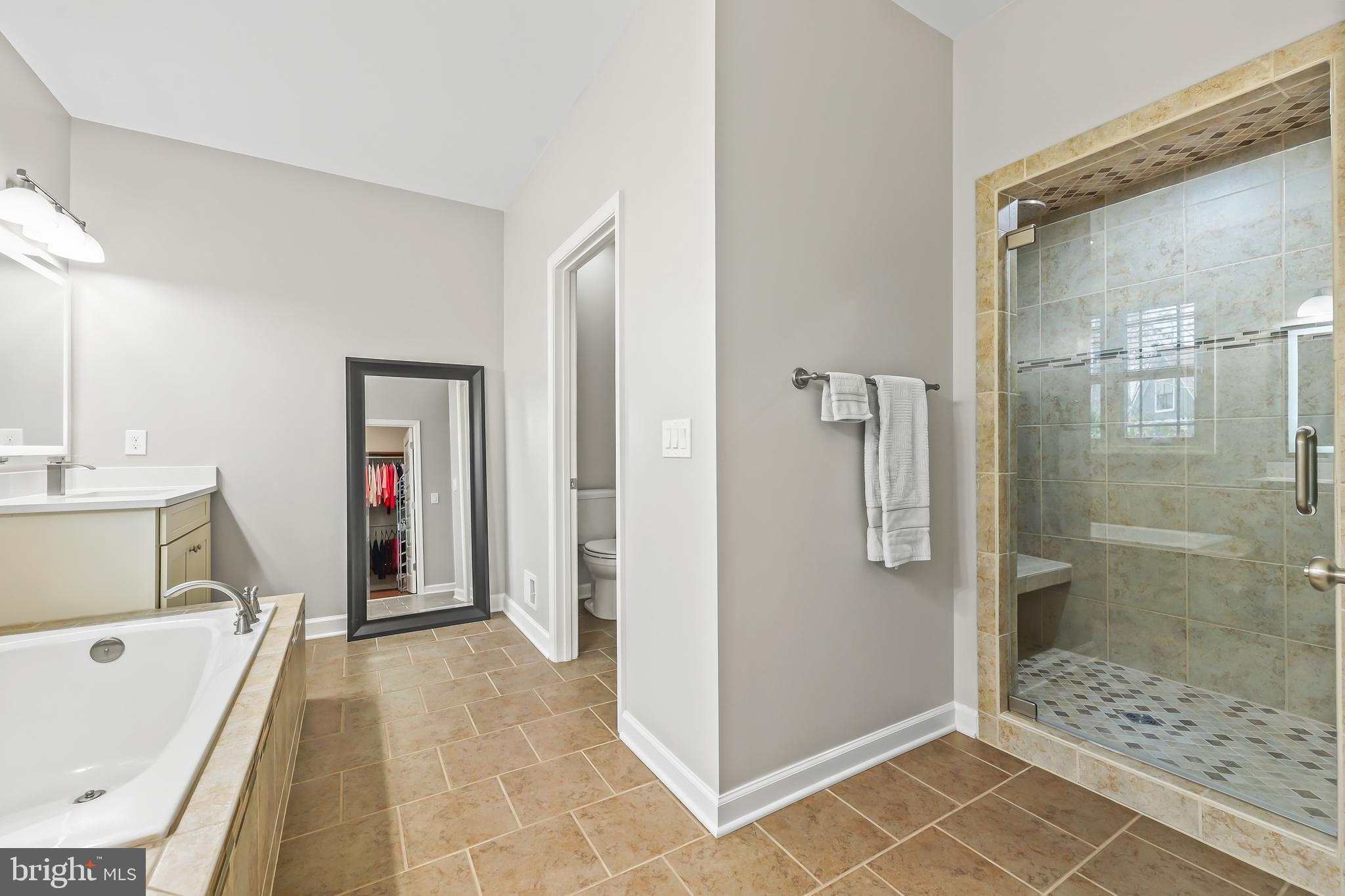 RIVER GLEN - Residential