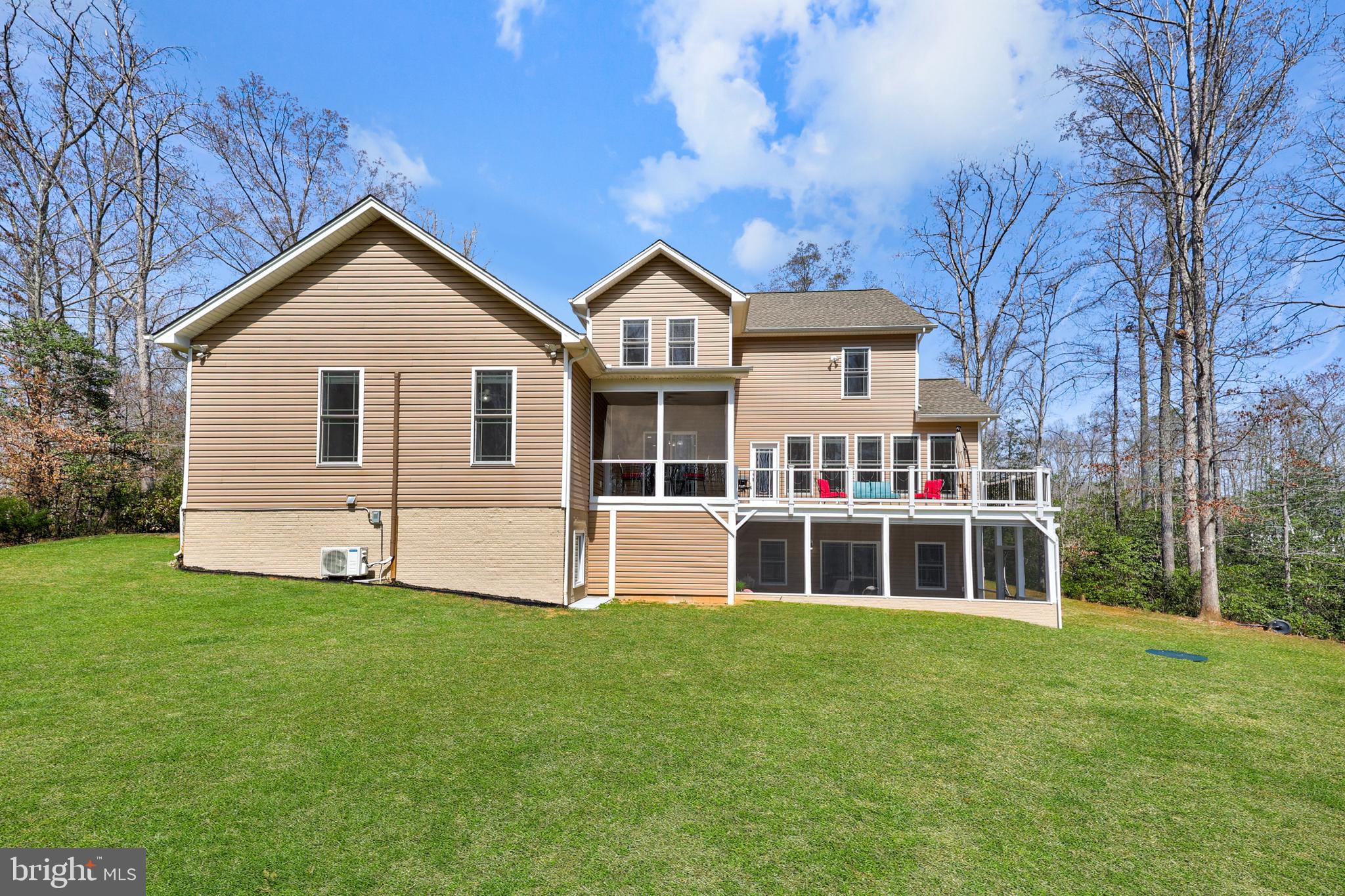 RIVER GLEN - Residential