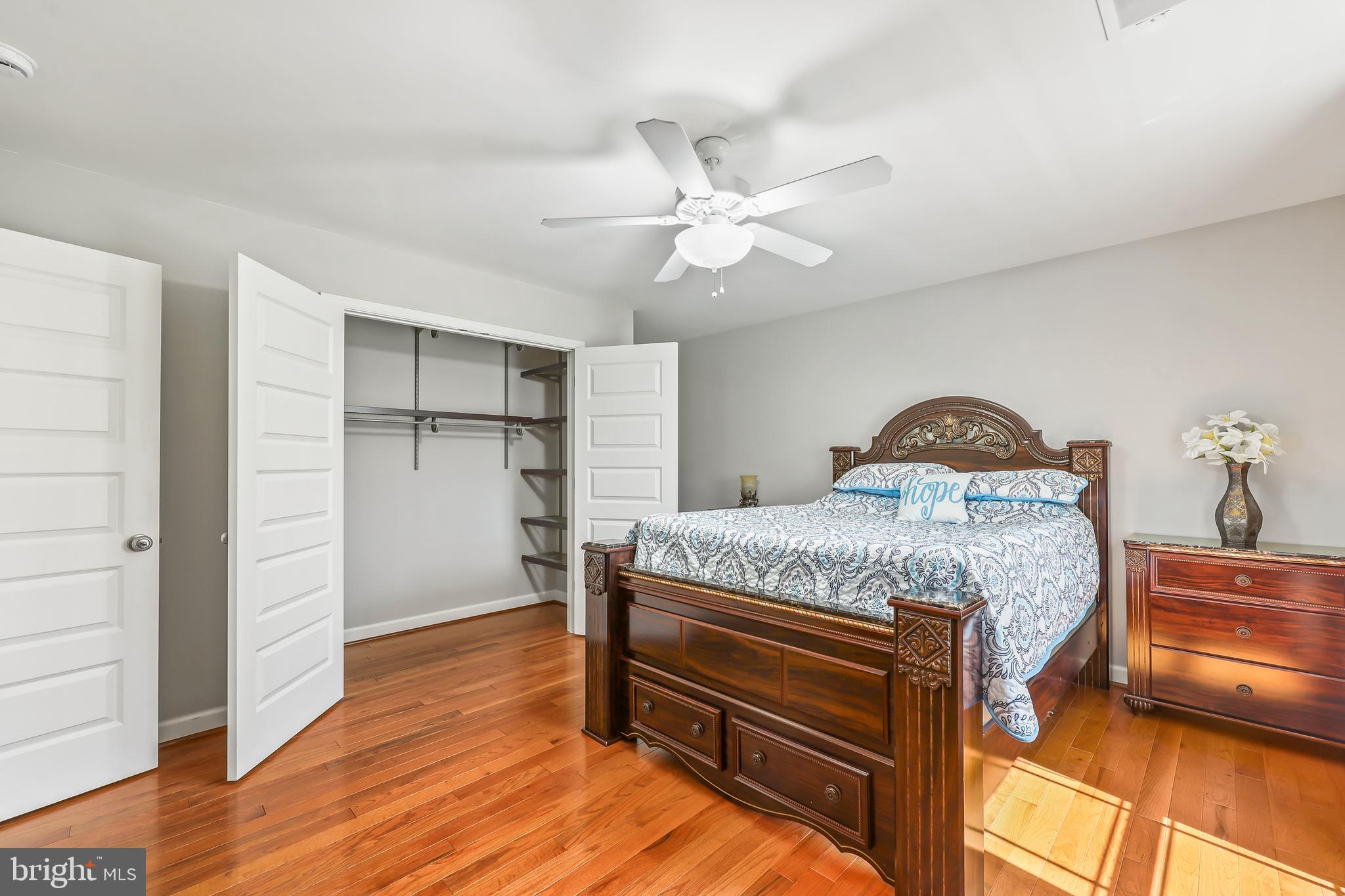 RIVER GLEN - Residential