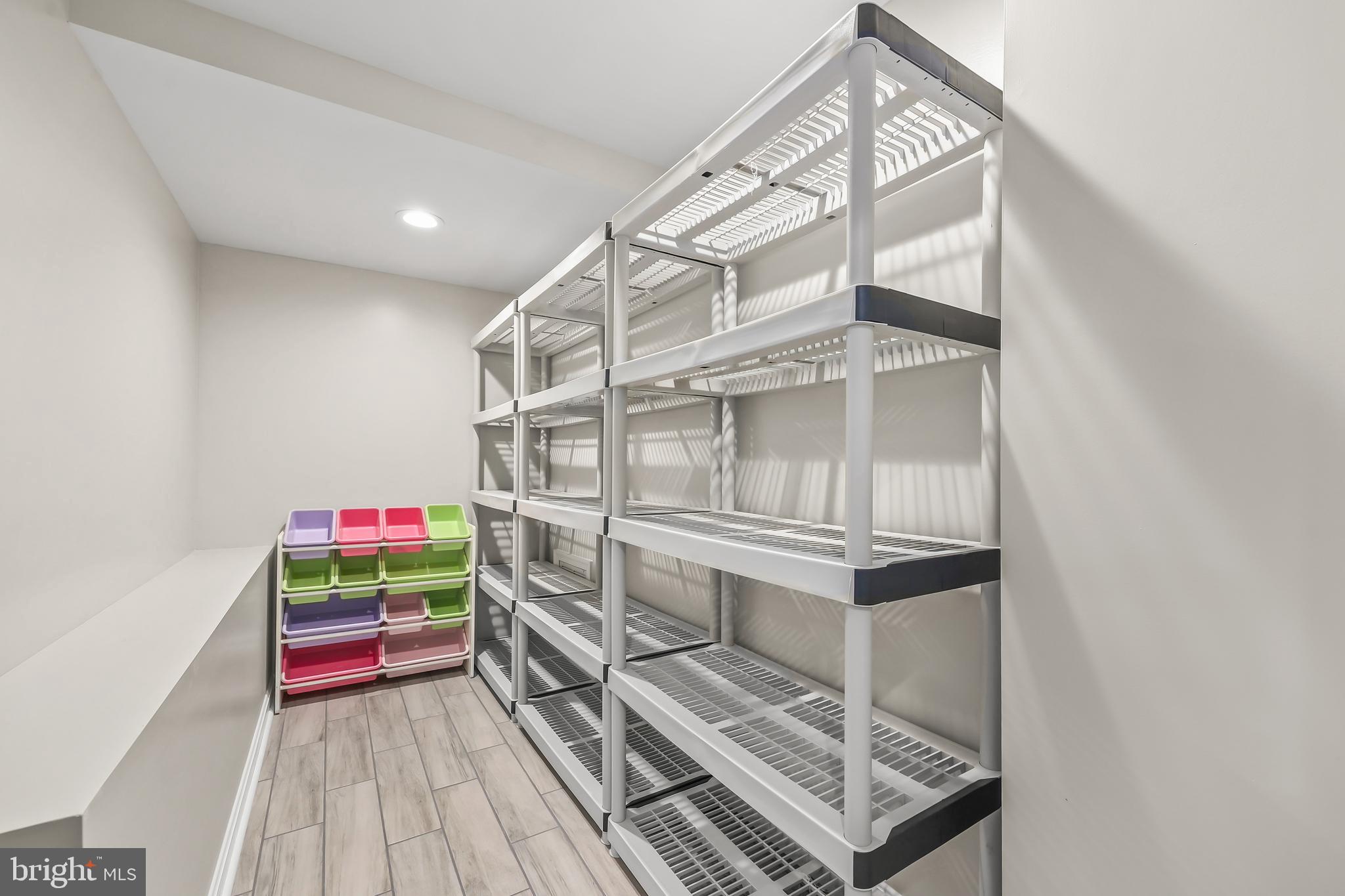 RIVER GLEN - Residential