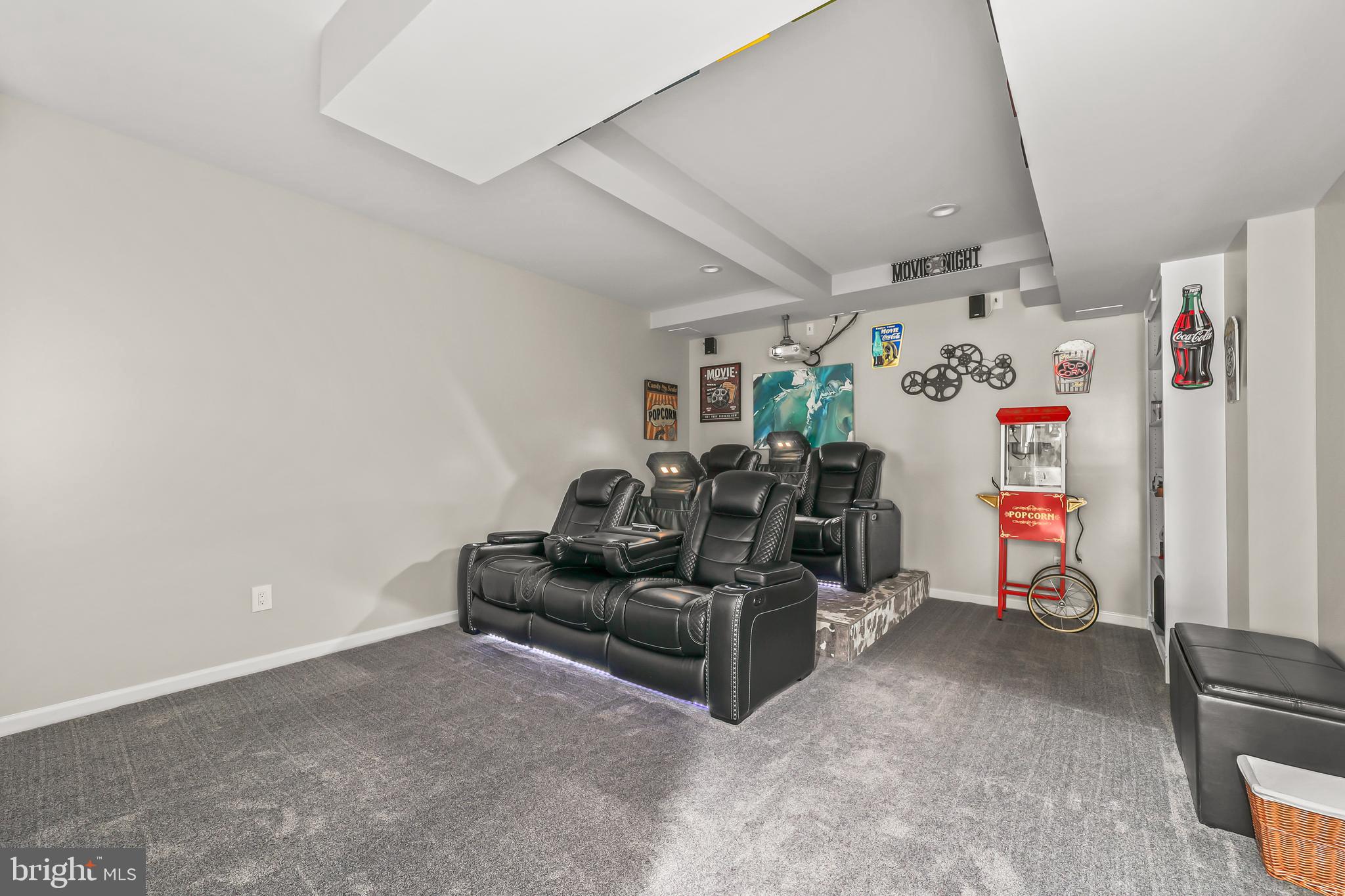 RIVER GLEN - Residential