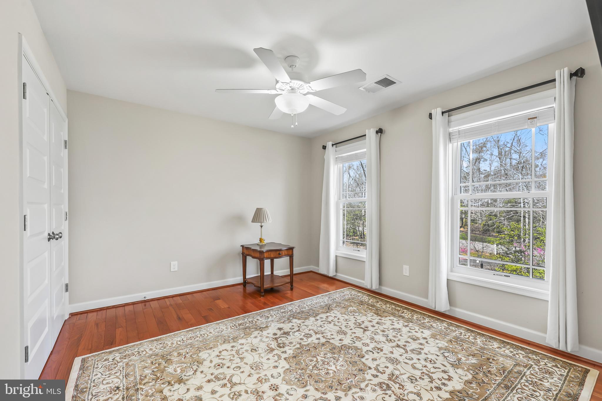 RIVER GLEN - Residential