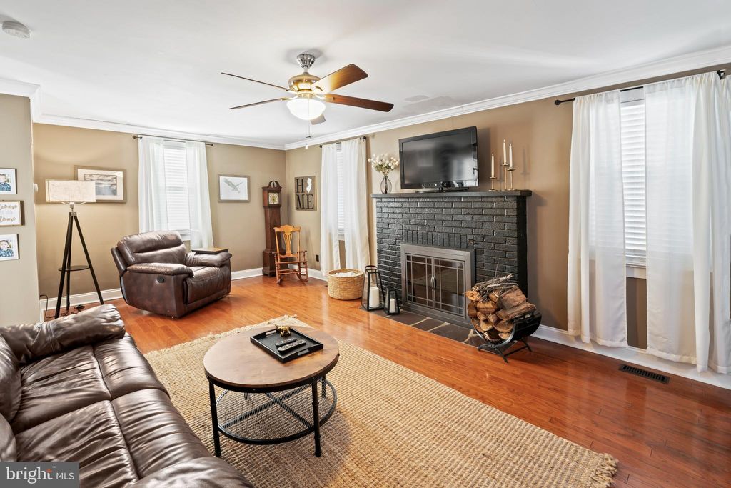 Photo of 1159 Glassboro Road, WOODBURY HEIGHTS, NJ 08097 (MLS # NJGL2065584)