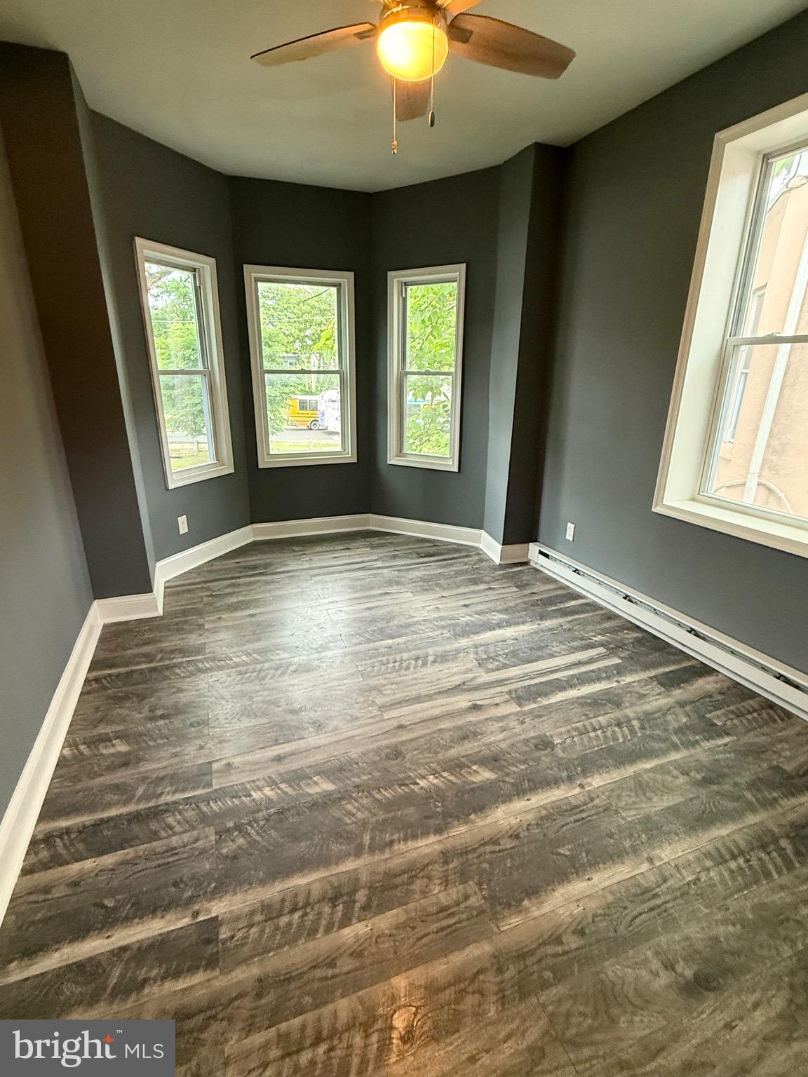 STRAWBERRY MANSION - Residential