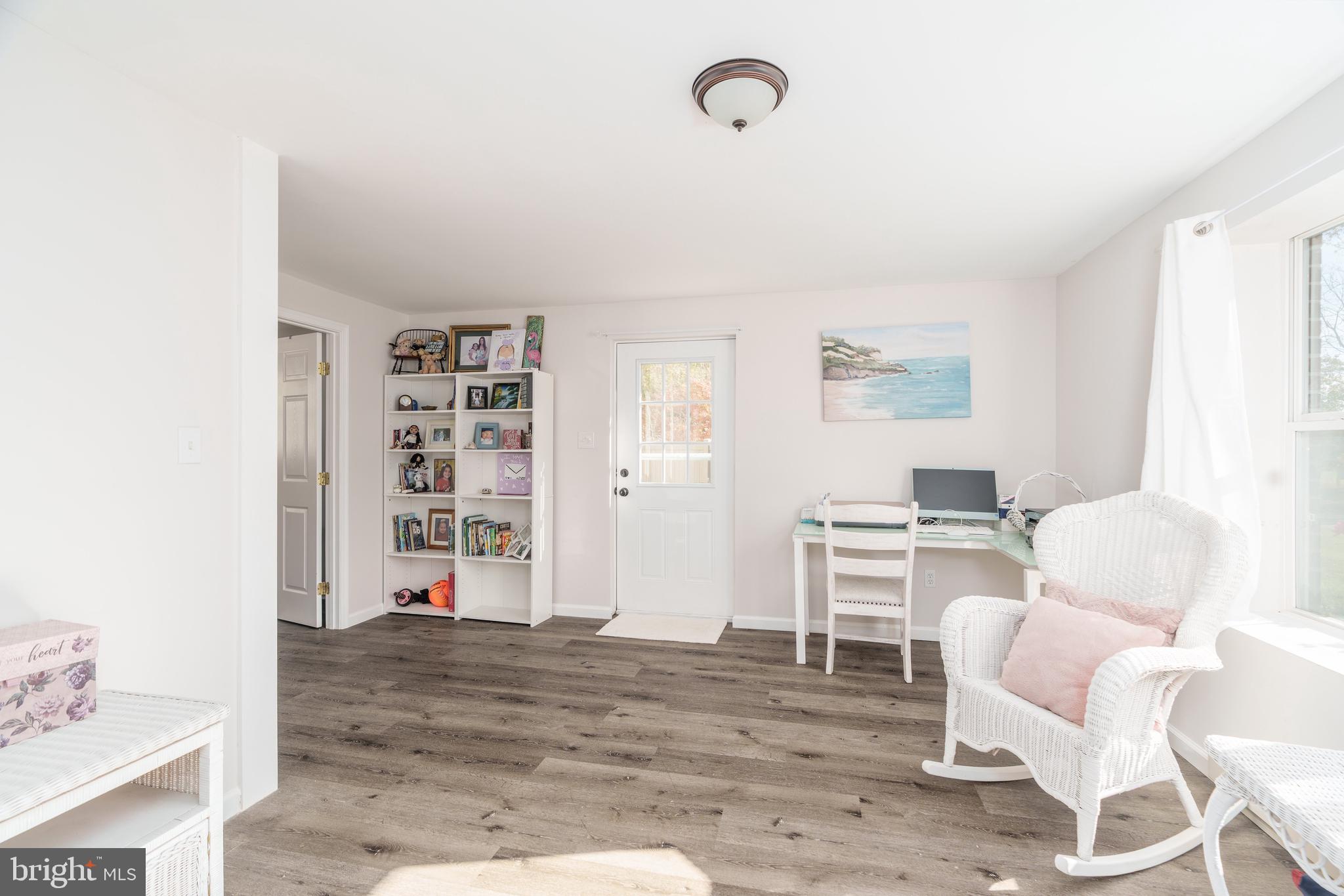 HACKS POINT - Residential