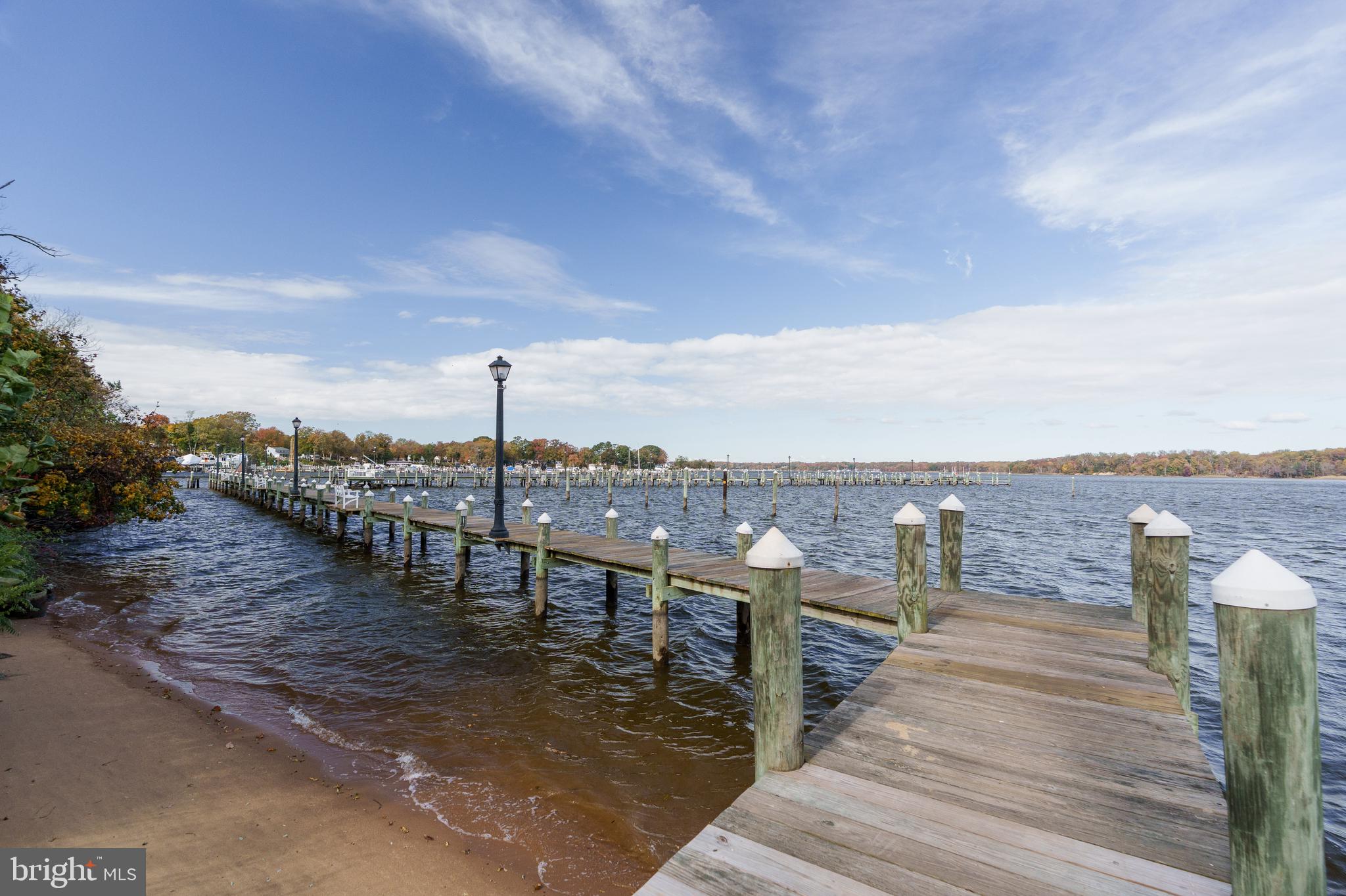 HACKS POINT - Residential