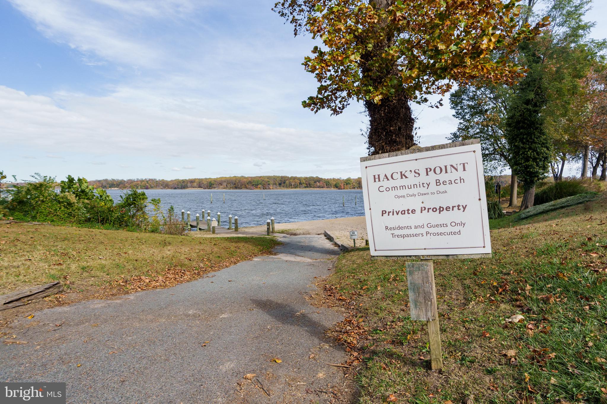 HACKS POINT - Residential