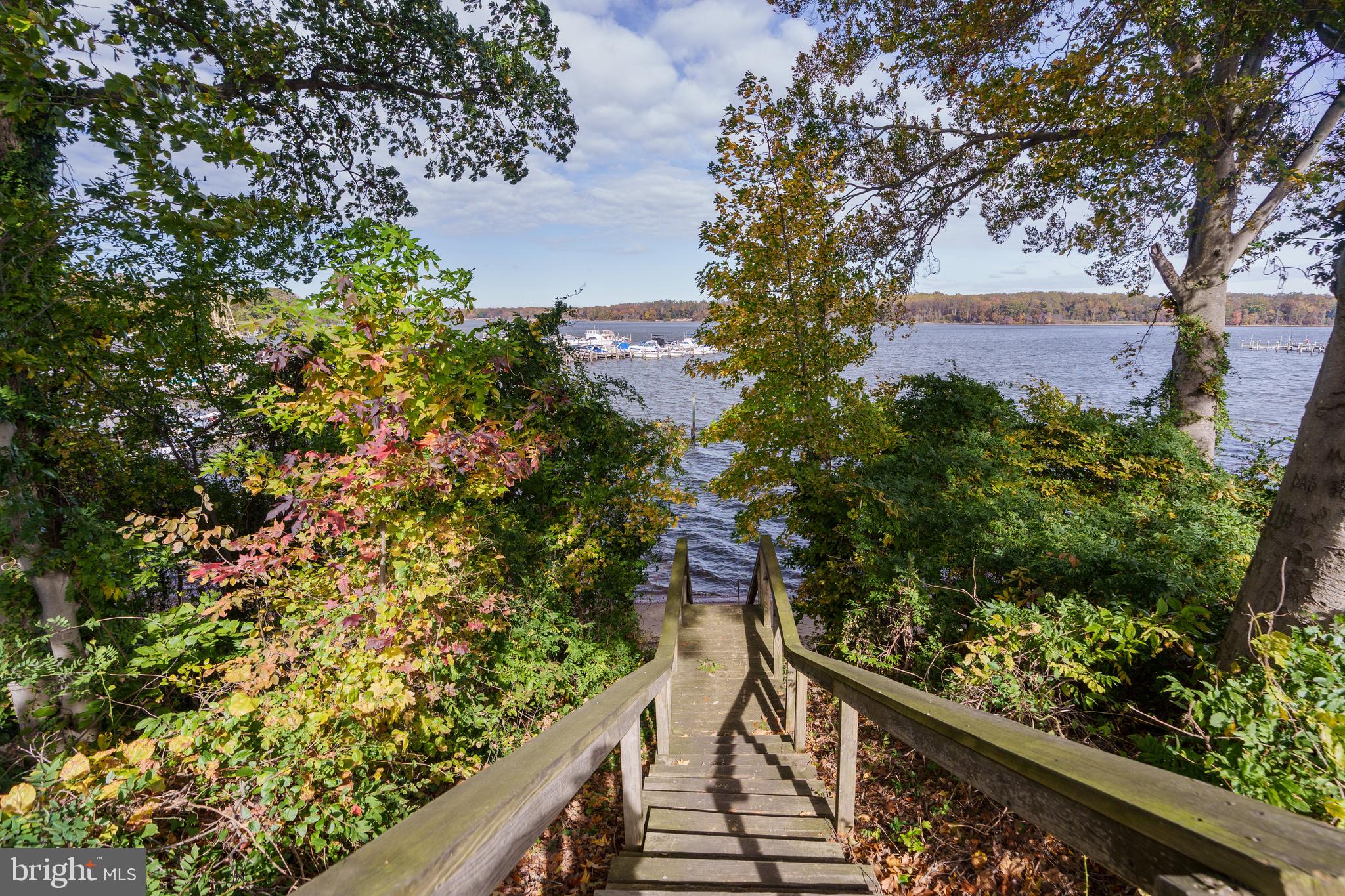 HACKS POINT - Residential