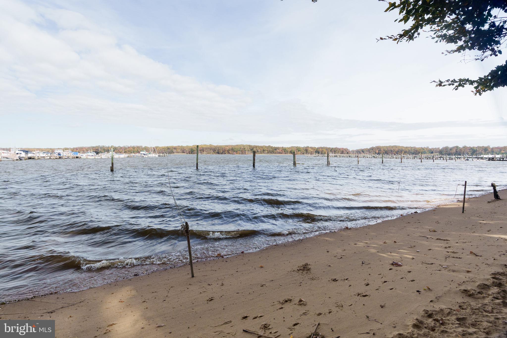 HACKS POINT - Residential