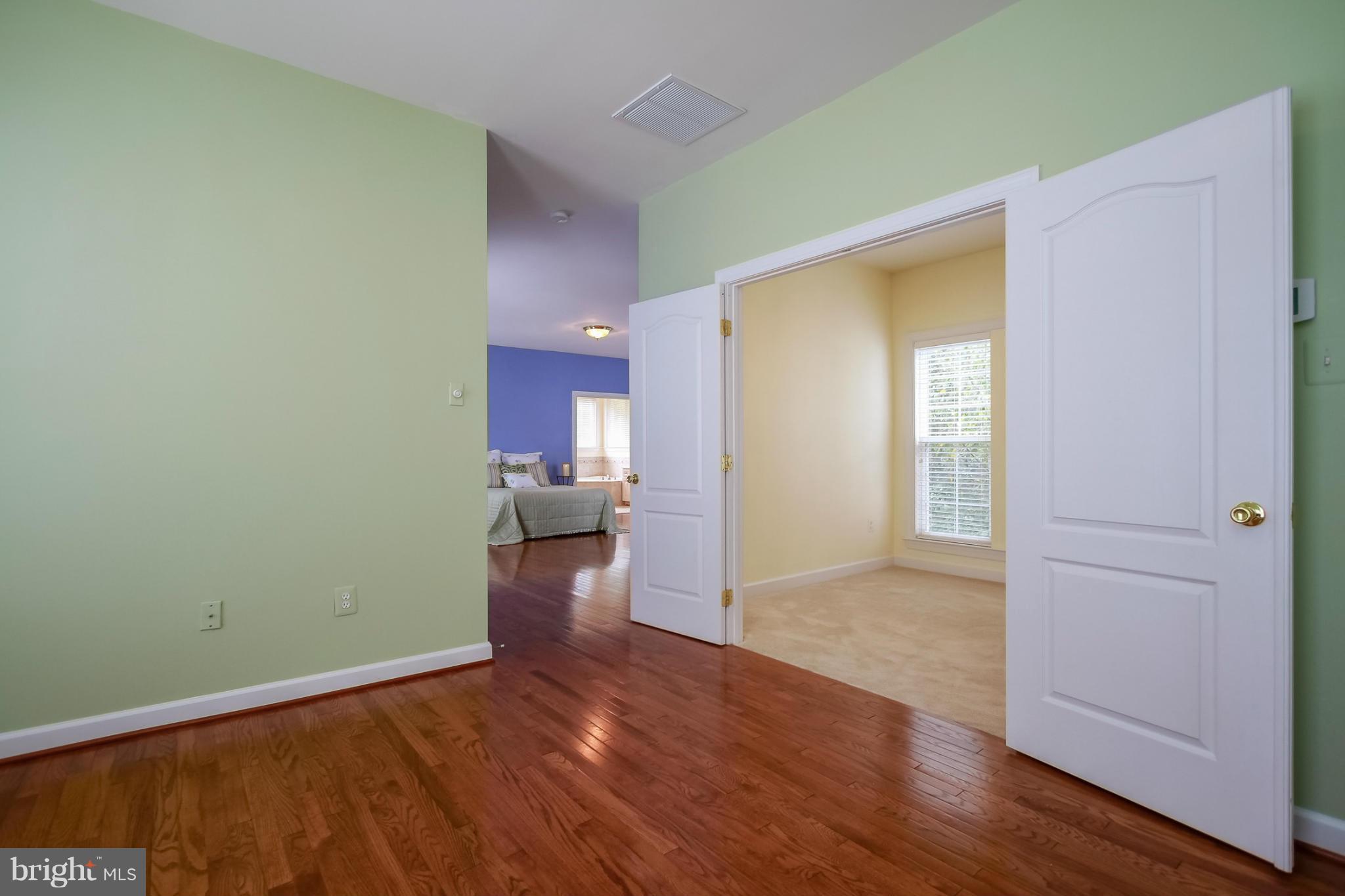 SOUTHDOWN SHORES - Residential