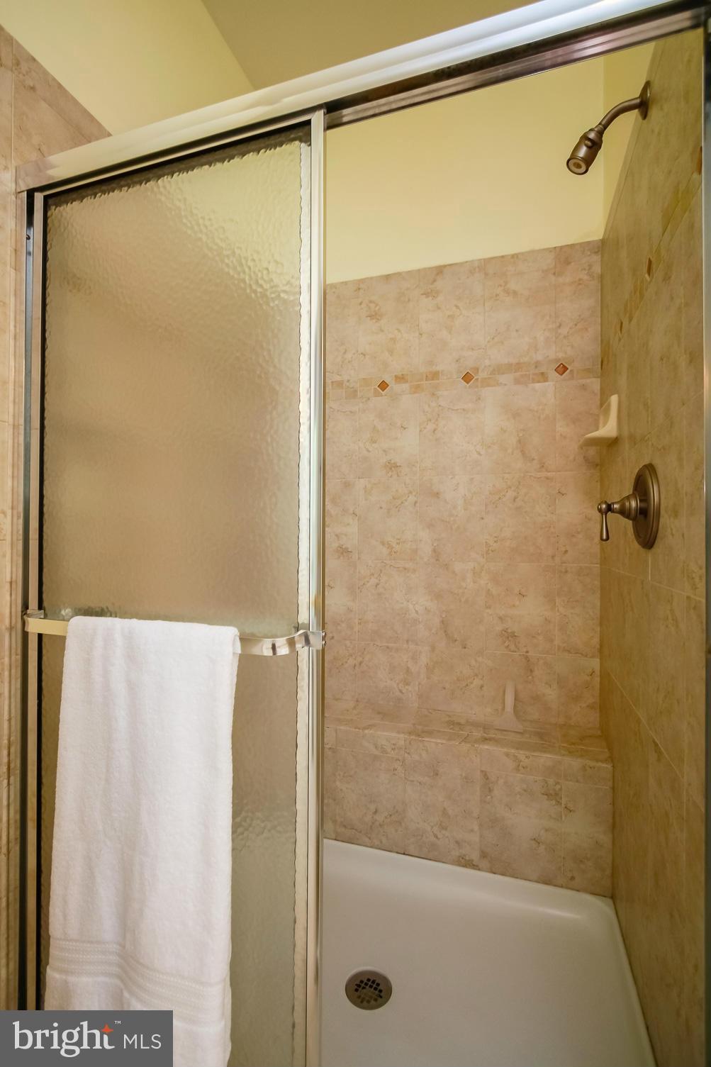 SOUTHDOWN SHORES - Residential