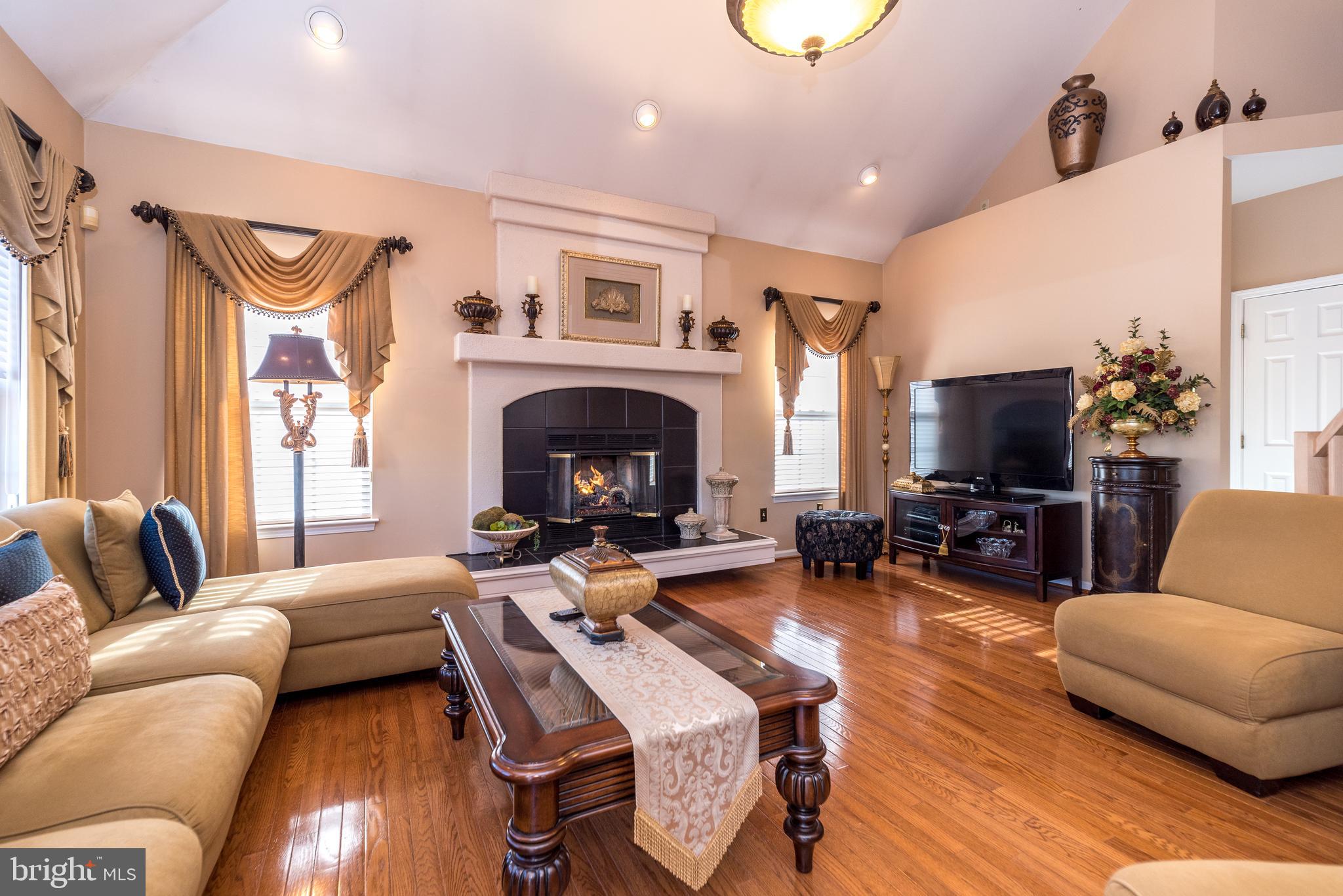 WOODFIELD ESTATES - Residential