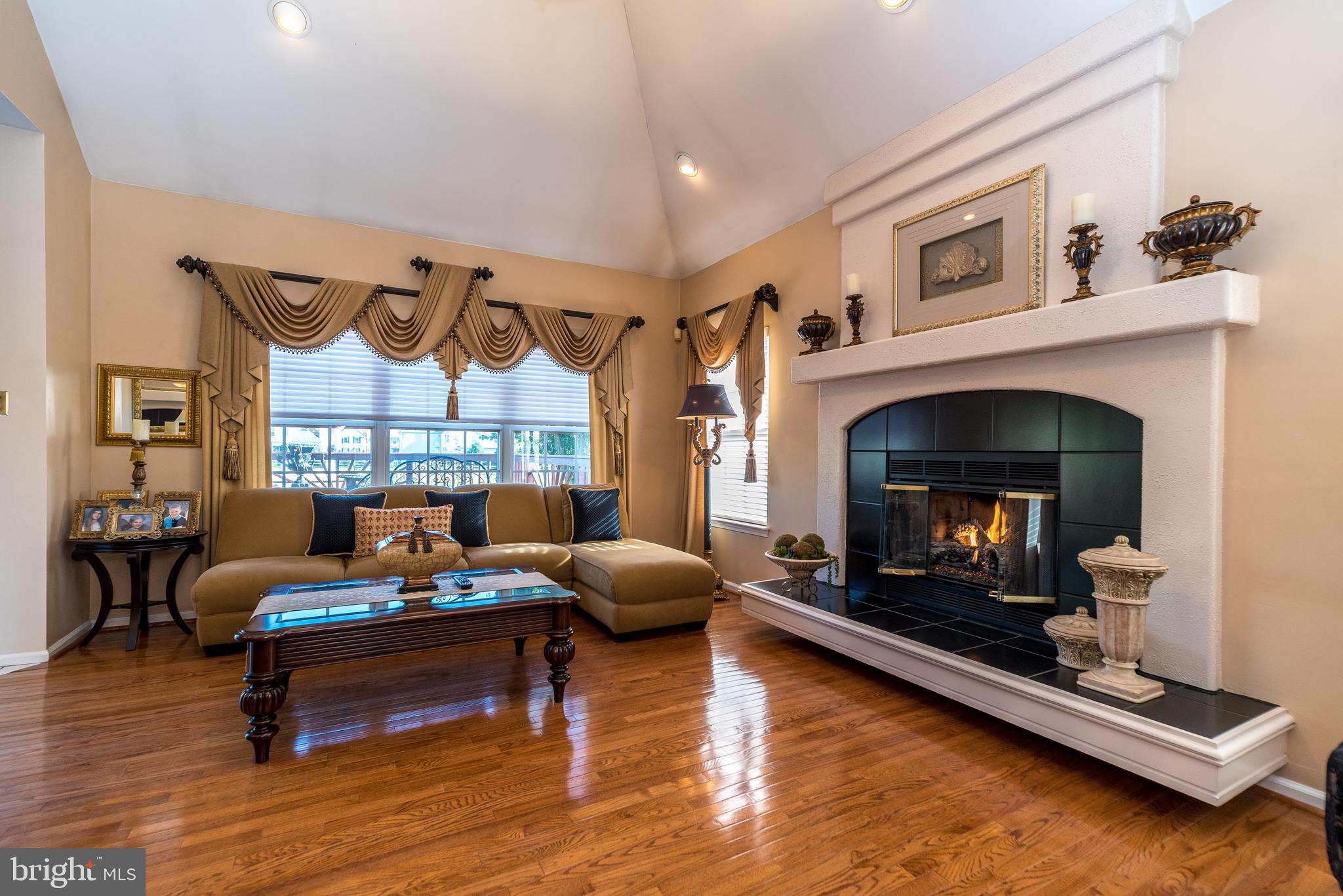 WOODFIELD ESTATES - Residential