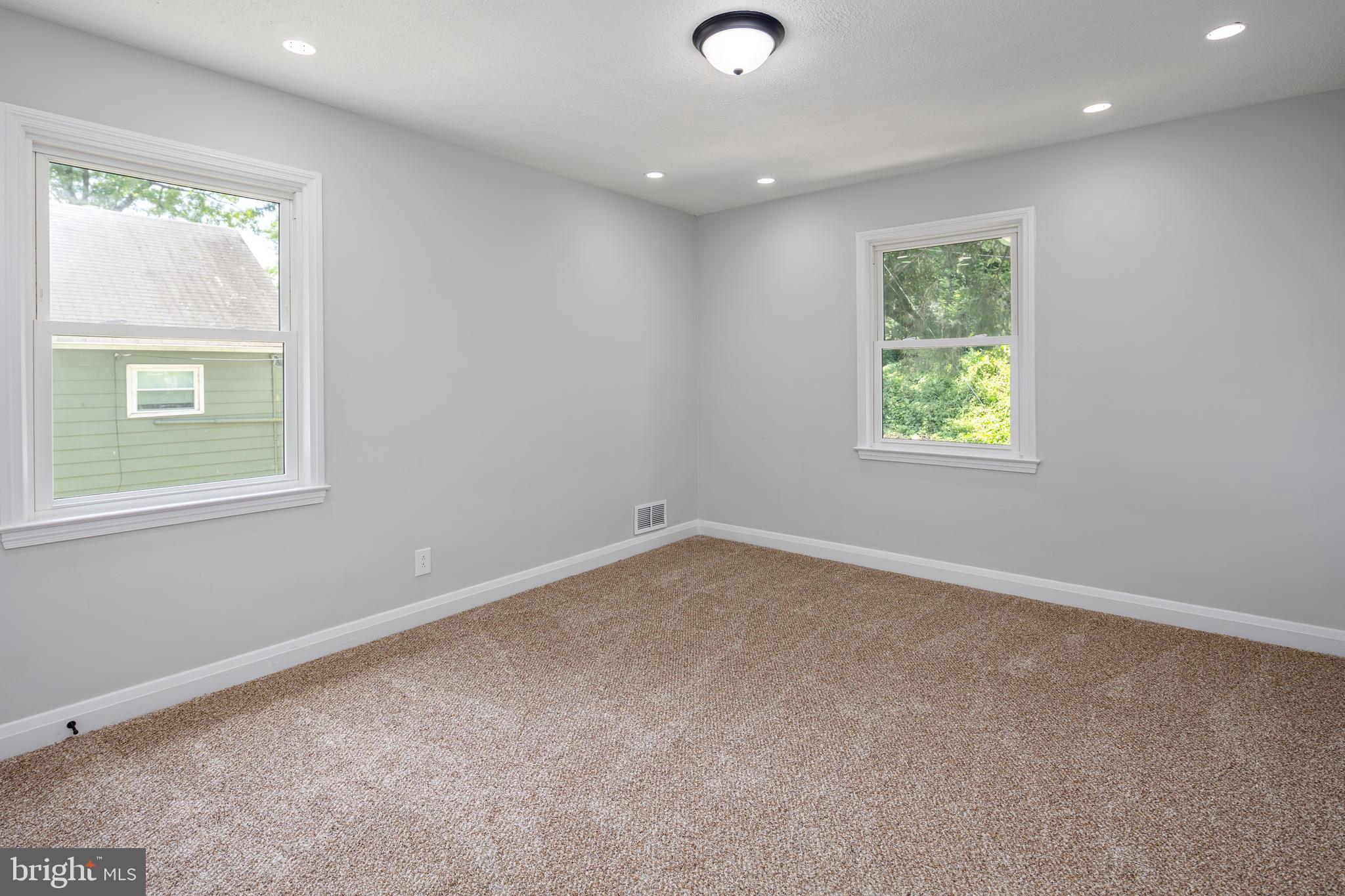 OVERLEA - Residential