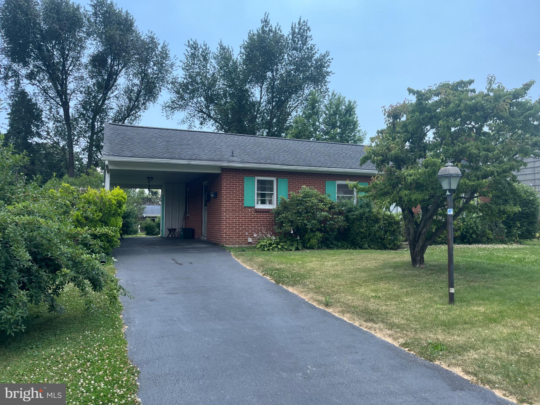 422 REDWOOD DRIVE