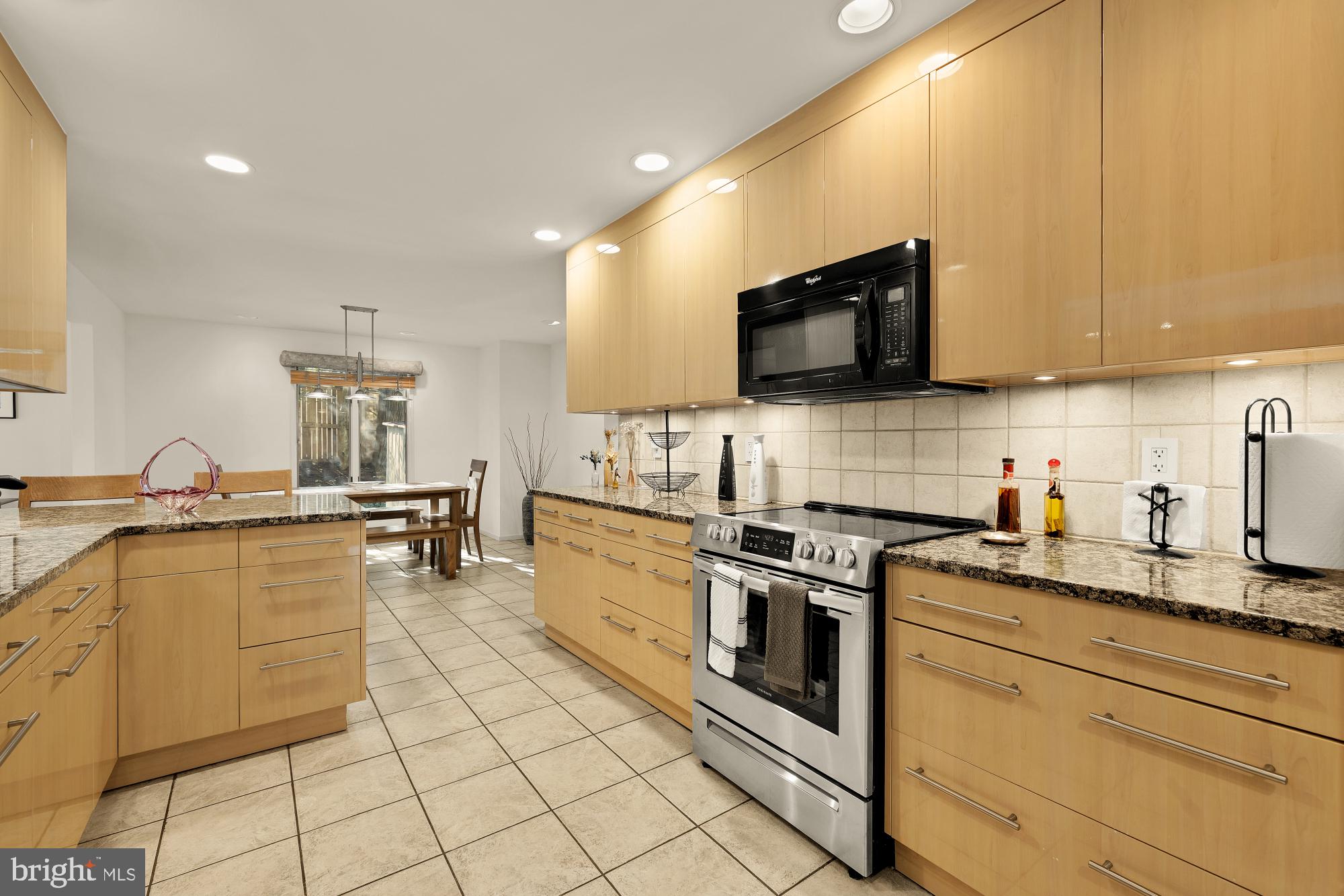 10419 CROSSING CREEK