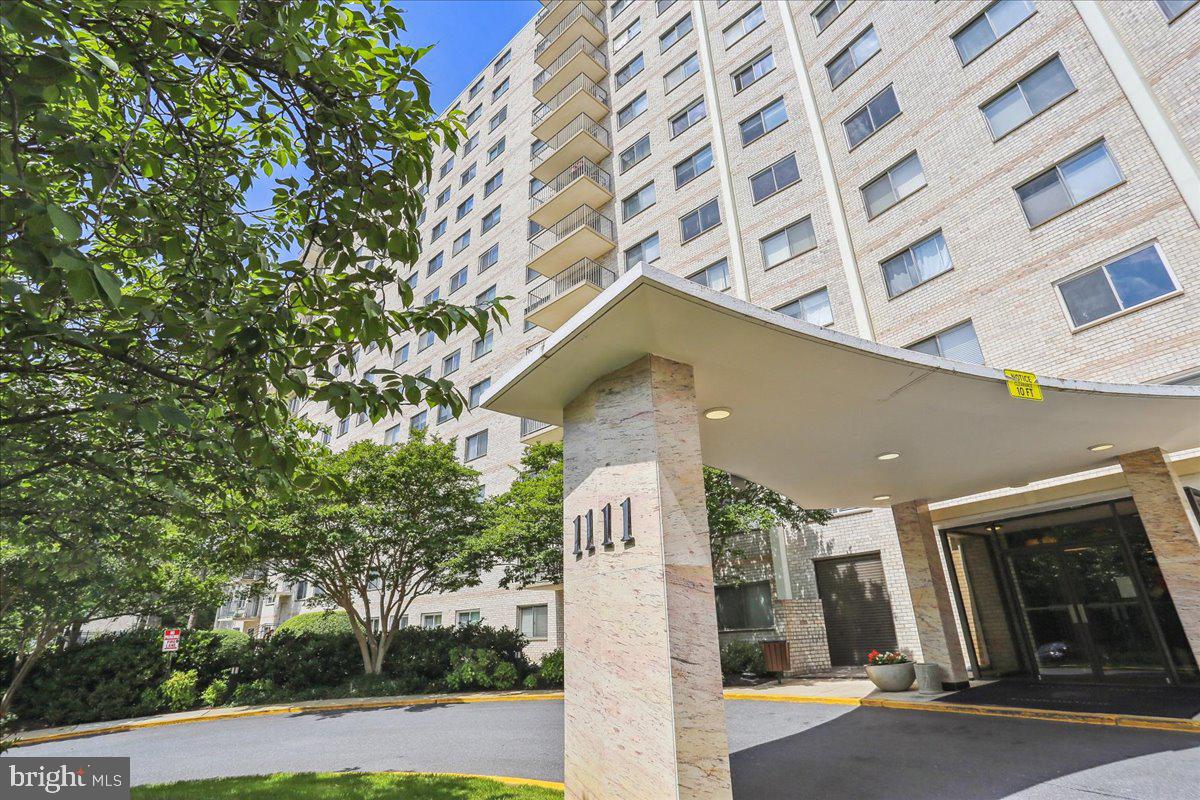 1121 UNIVERSITY BOULEVARD W 1111-B