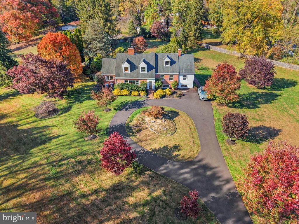 Photo of 15211 Baughman Drive, SILVER SPRING, MD 20906 (MLS # MDMC2205384)