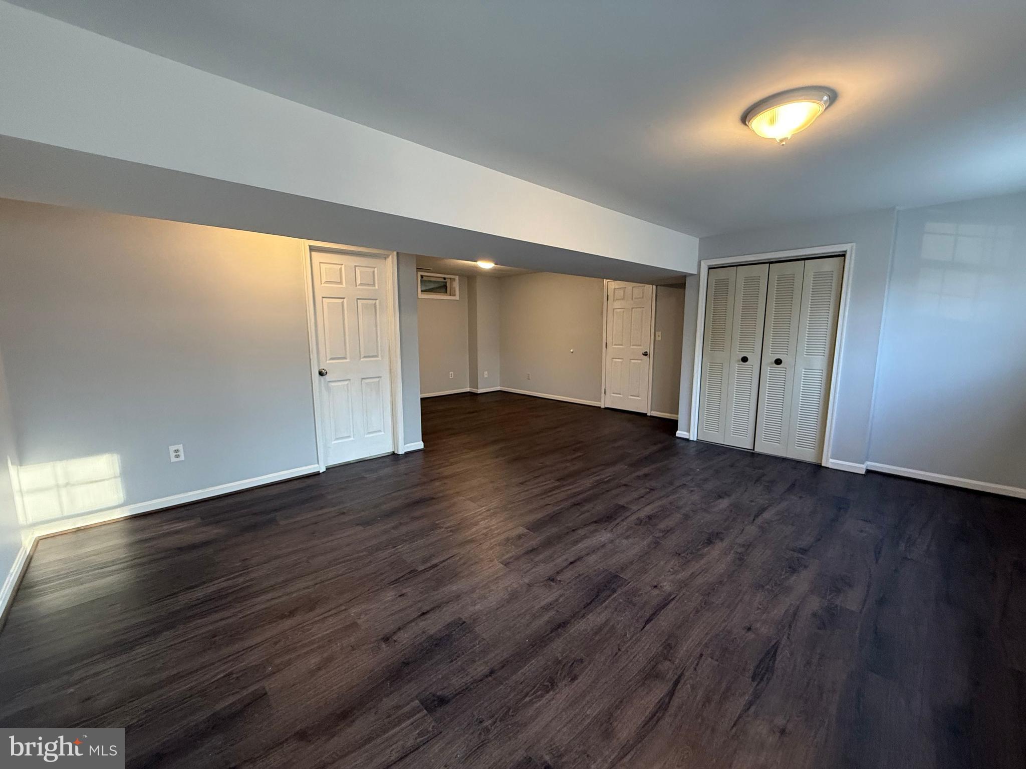 SURRY WOODS - Residential Lease