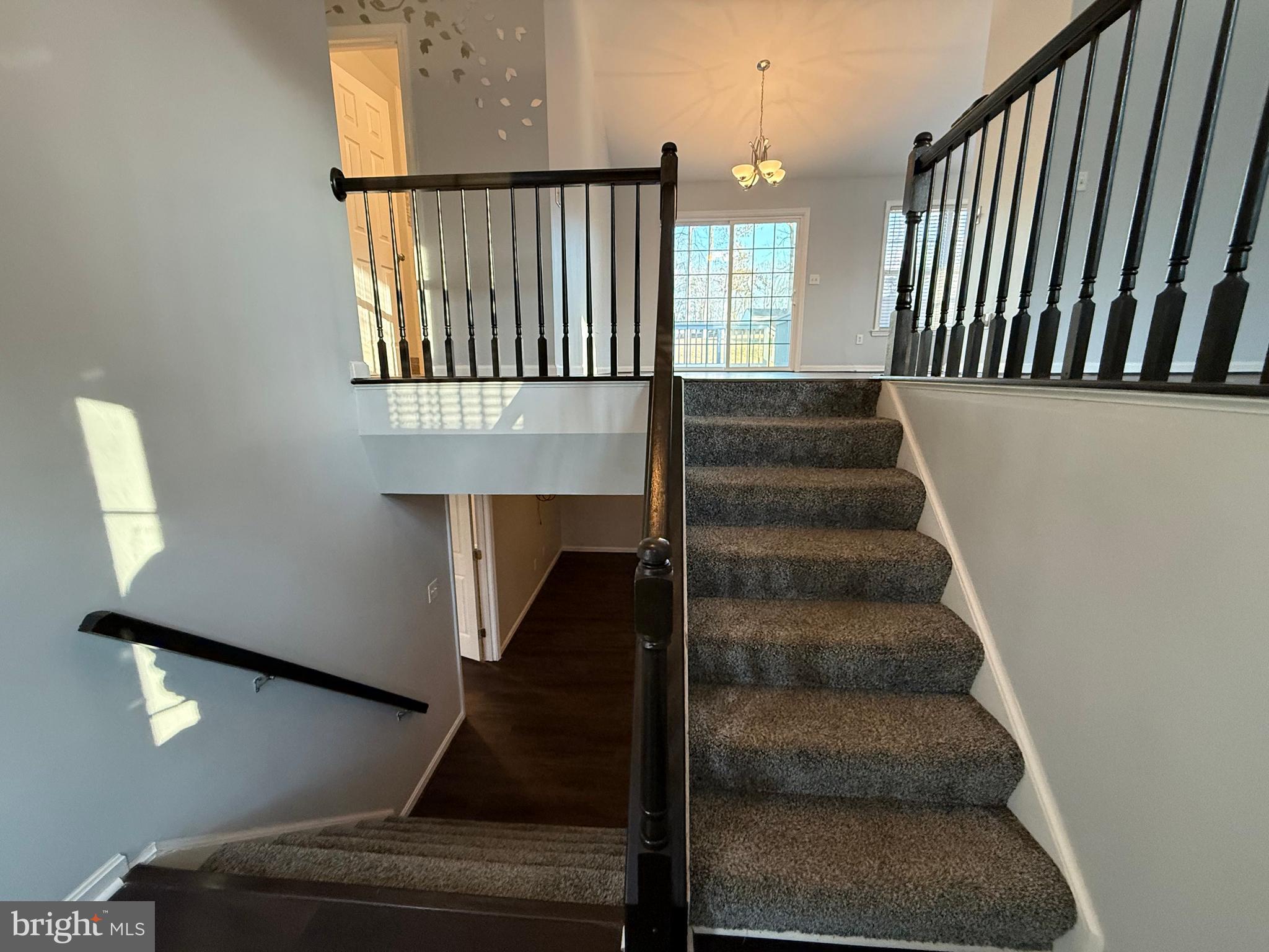 SURRY WOODS - Residential Lease