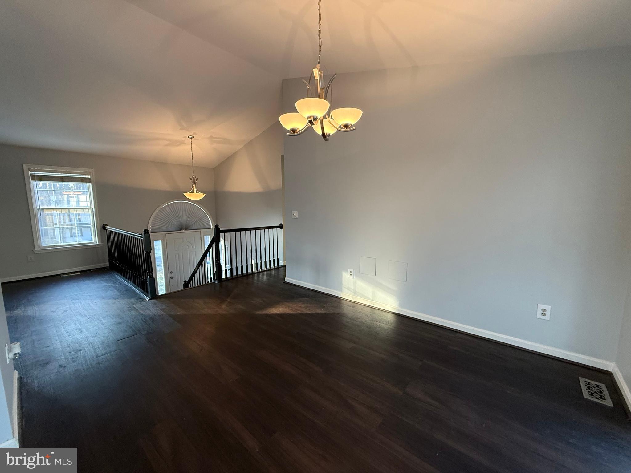 SURRY WOODS - Residential Lease