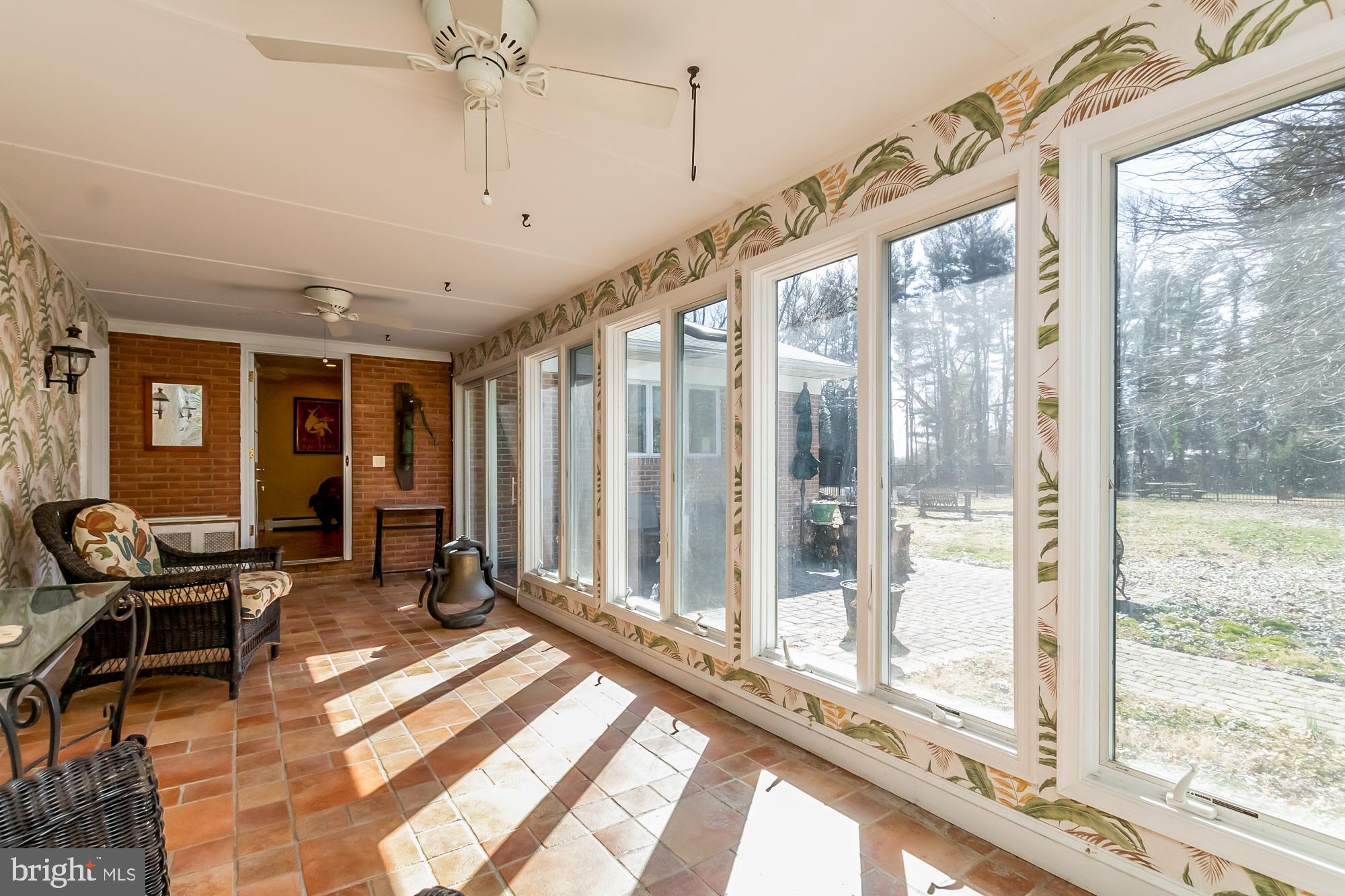 GLEN ARM - Residential Lease