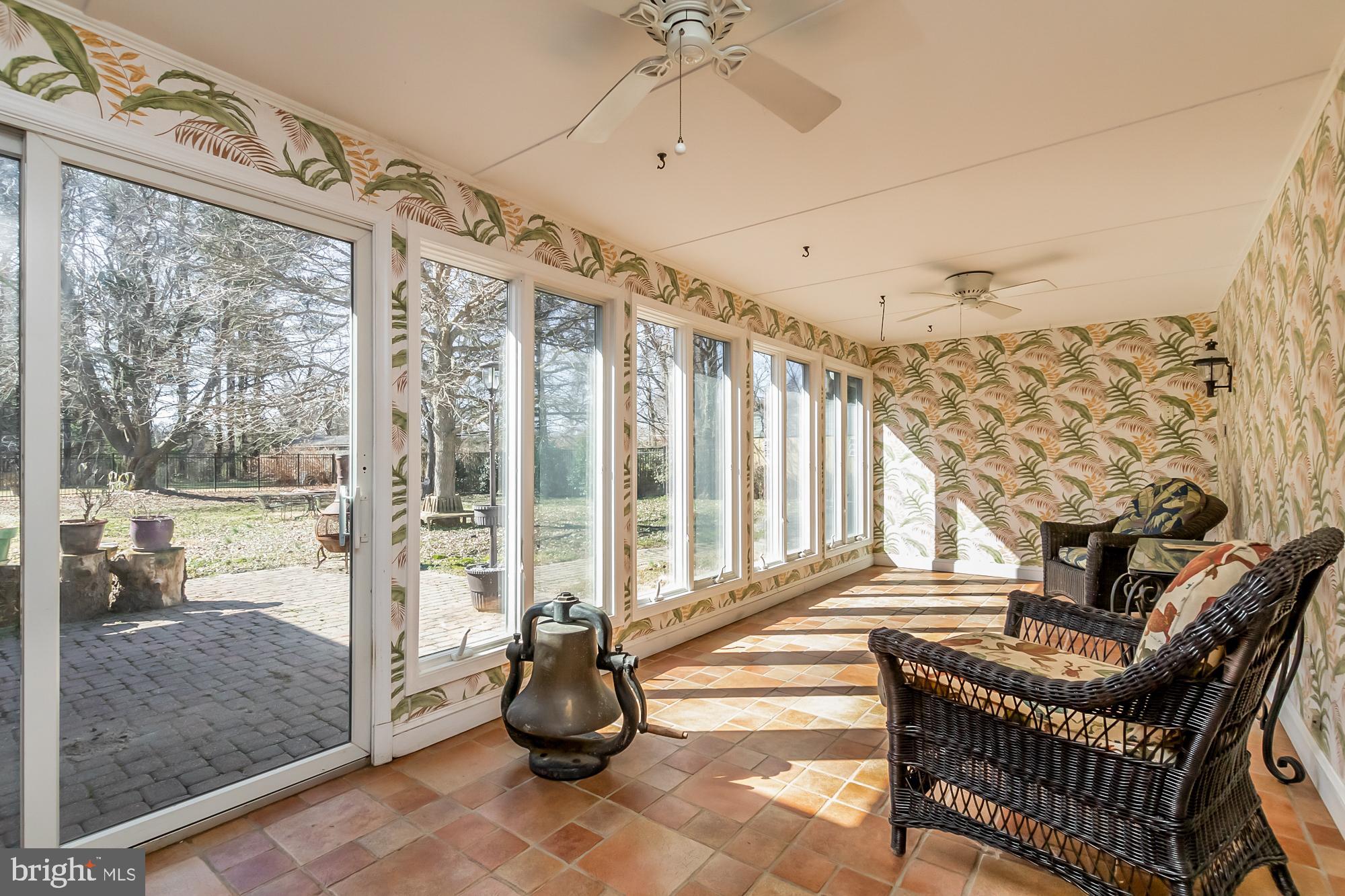 GLEN ARM - Residential Lease