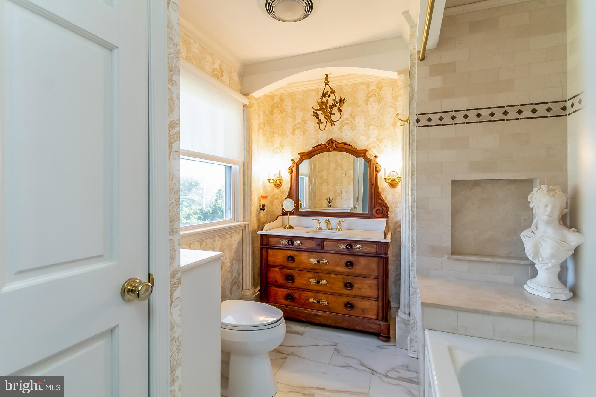 GLEN ARM - Residential Lease