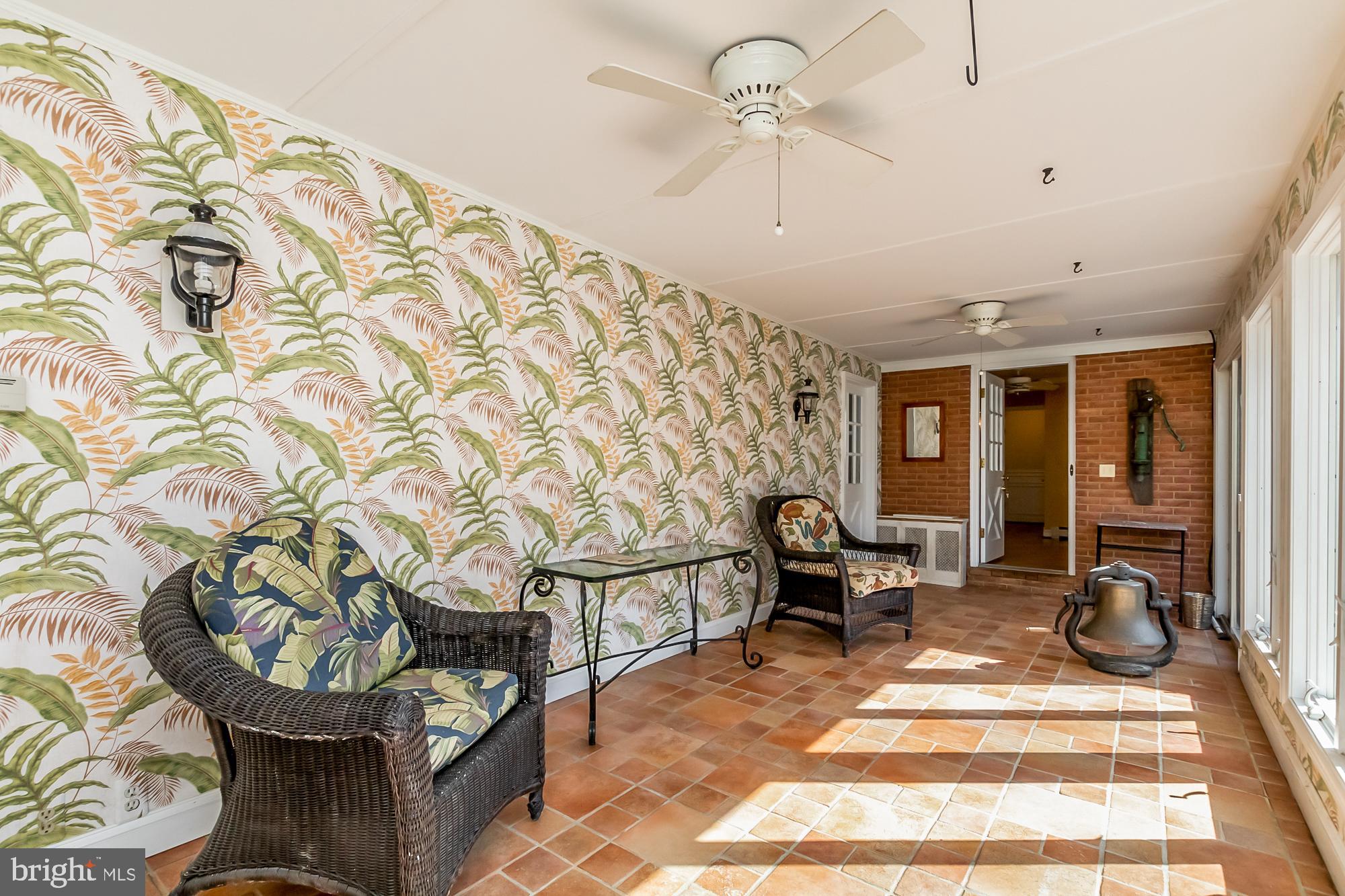 GLEN ARM - Residential Lease