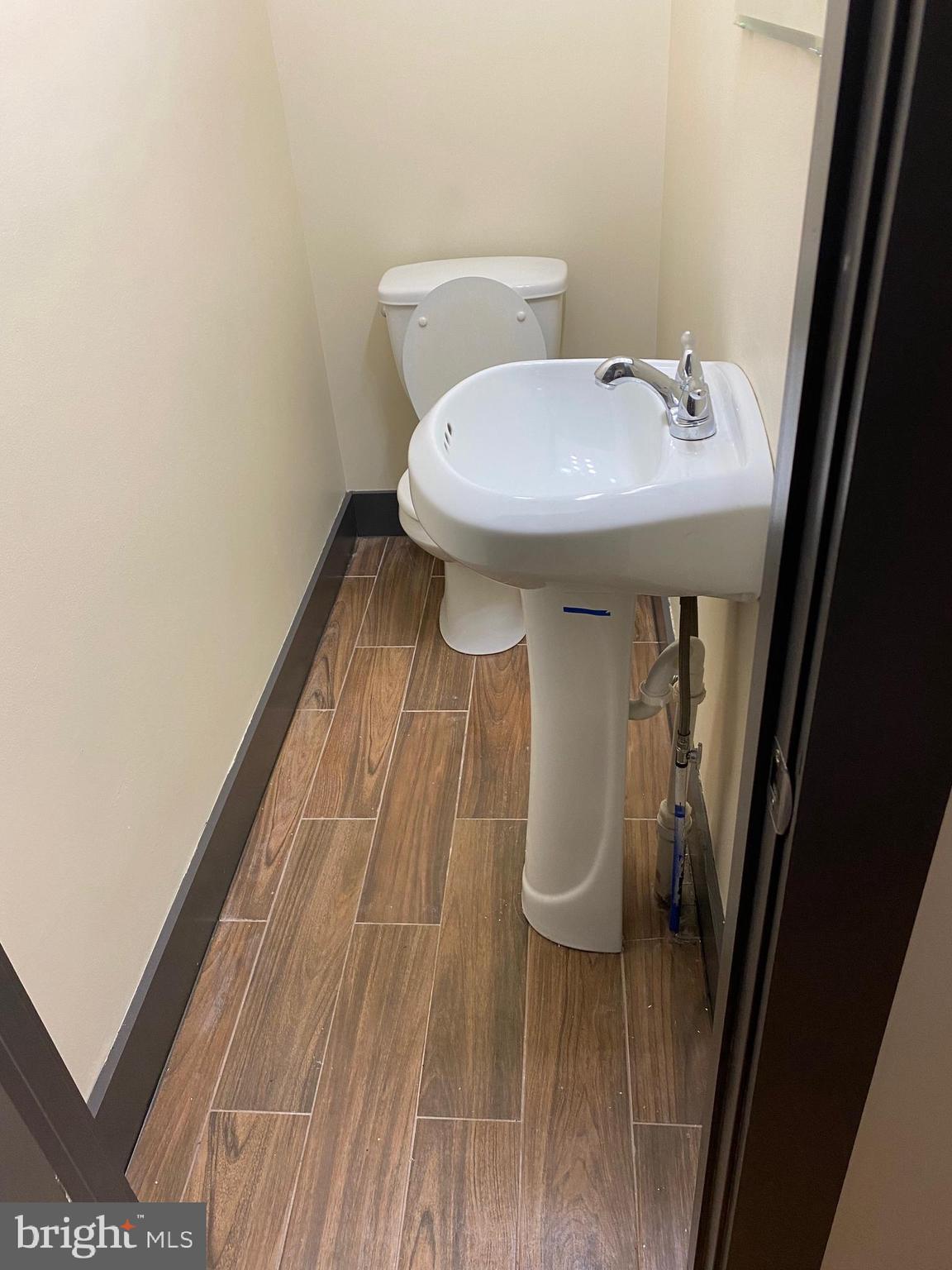 TEMPLE UNIVERSITY - Residential Lease