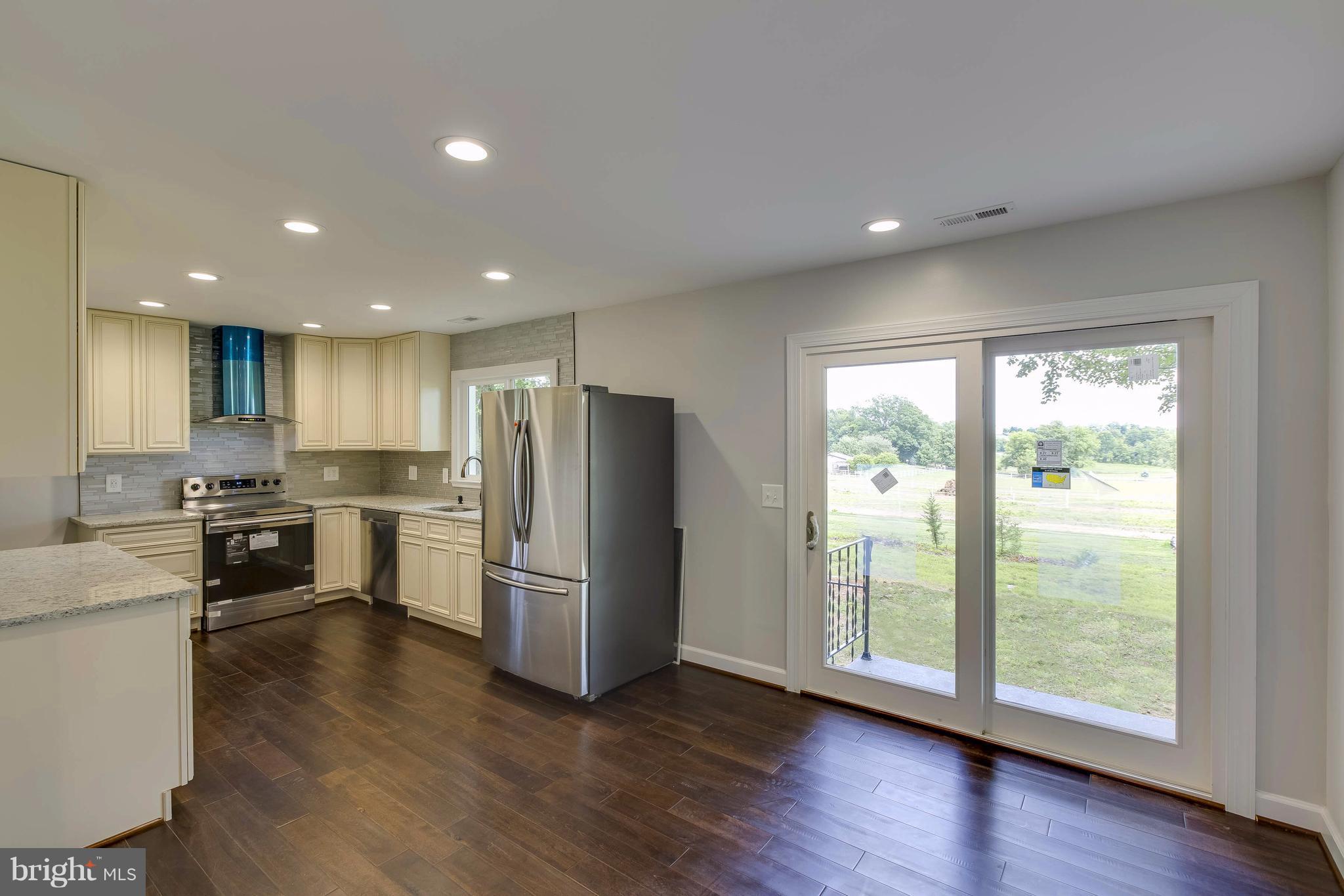 BARNESVILLE OUTSIDE - Residential