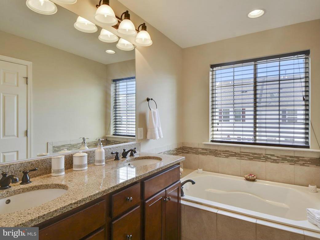 BUCKINGHAM - Residential