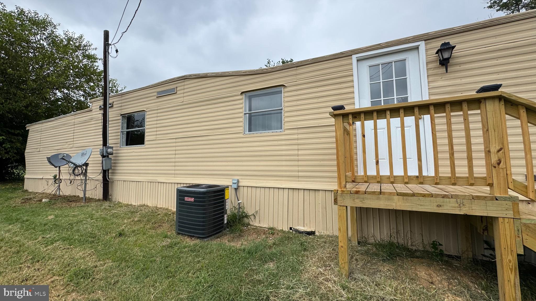 15630 OVERVIEW CIRCLE