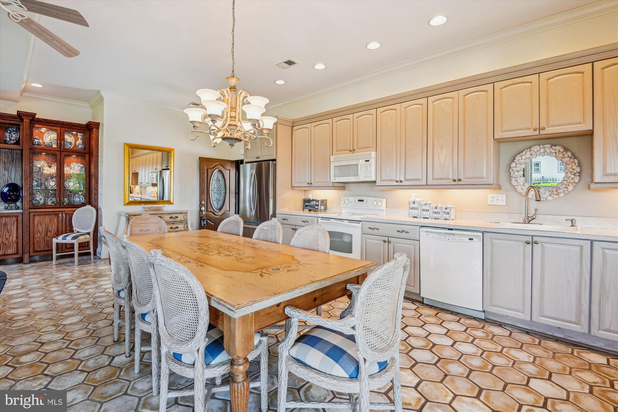 SELBY ON THE BAY - Residential