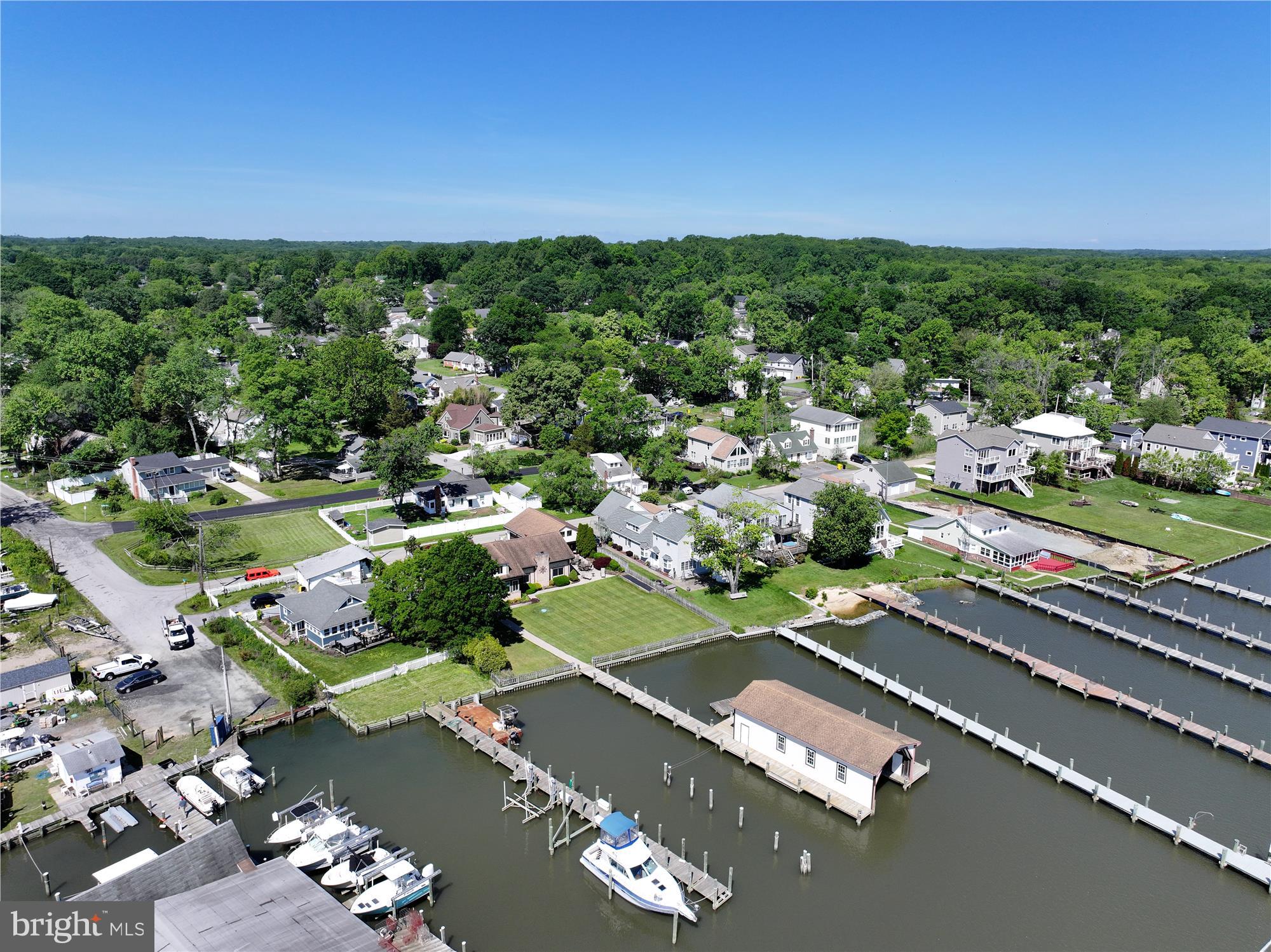 SELBY ON THE BAY - Residential