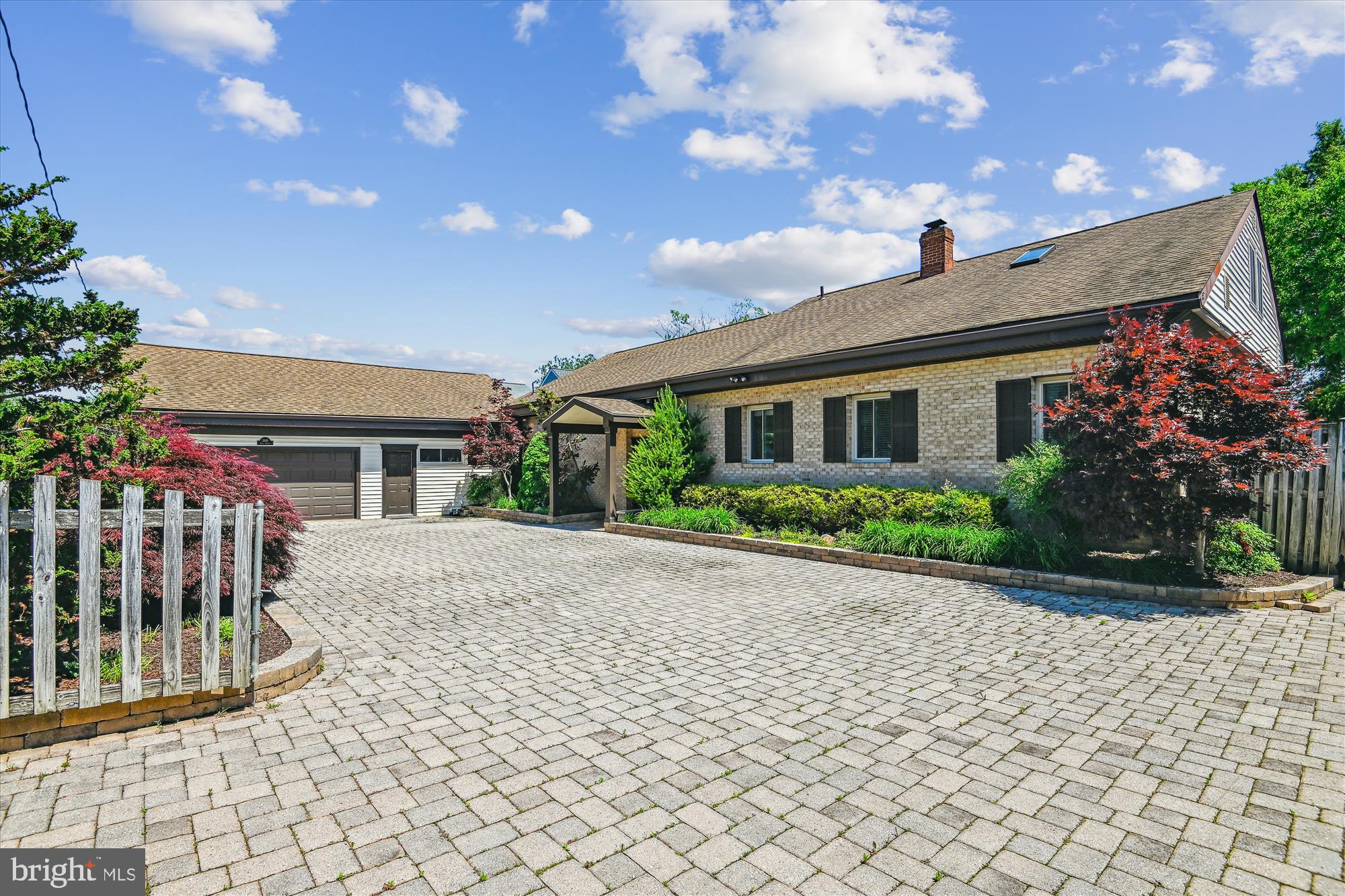 SELBY ON THE BAY - Residential