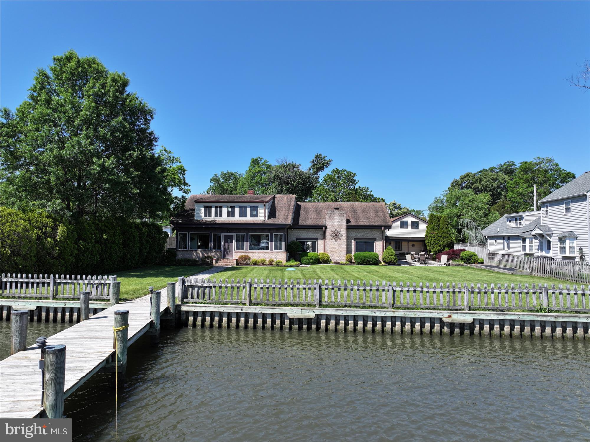 SELBY ON THE BAY - Residential