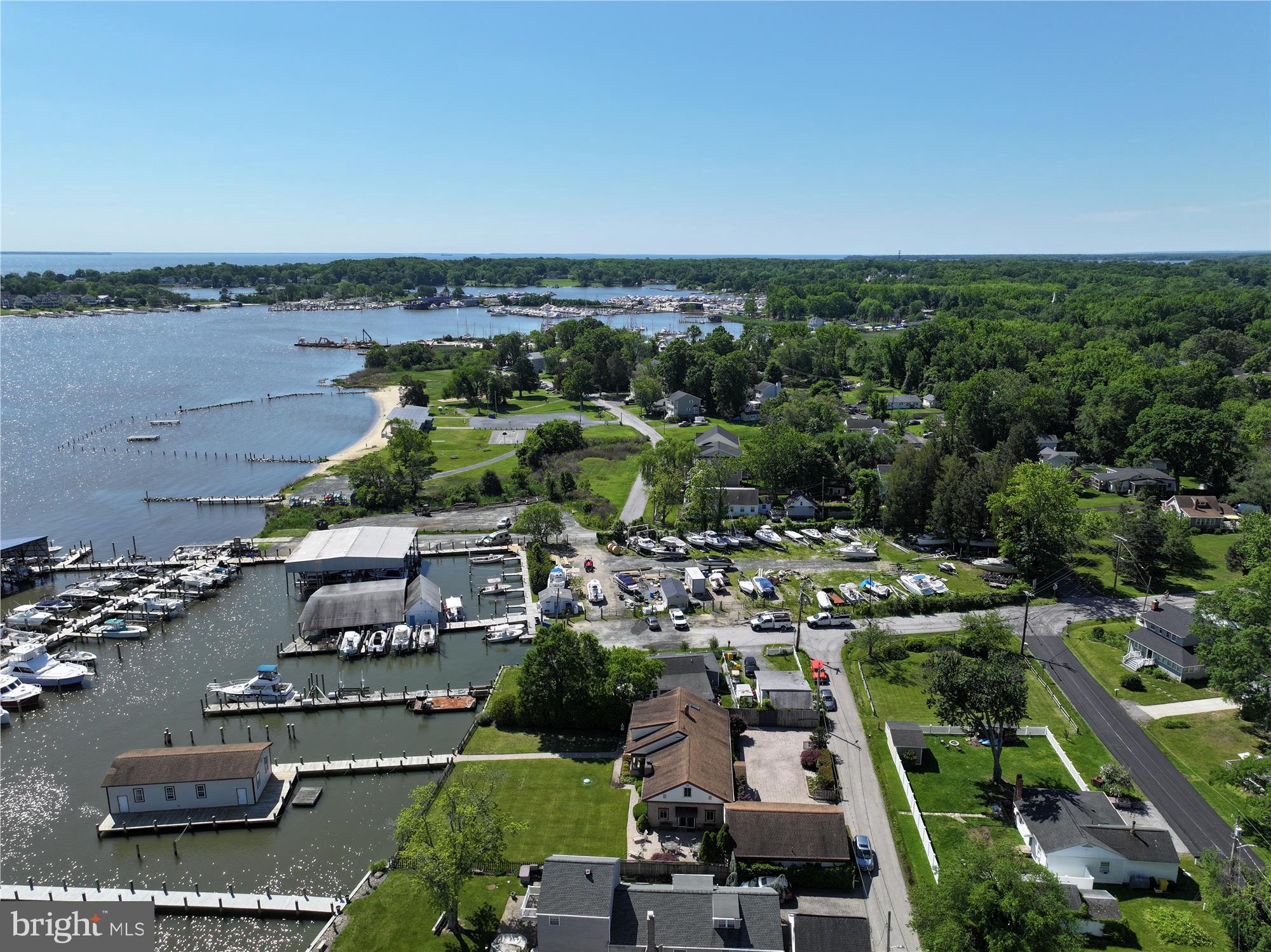 SELBY ON THE BAY - Residential