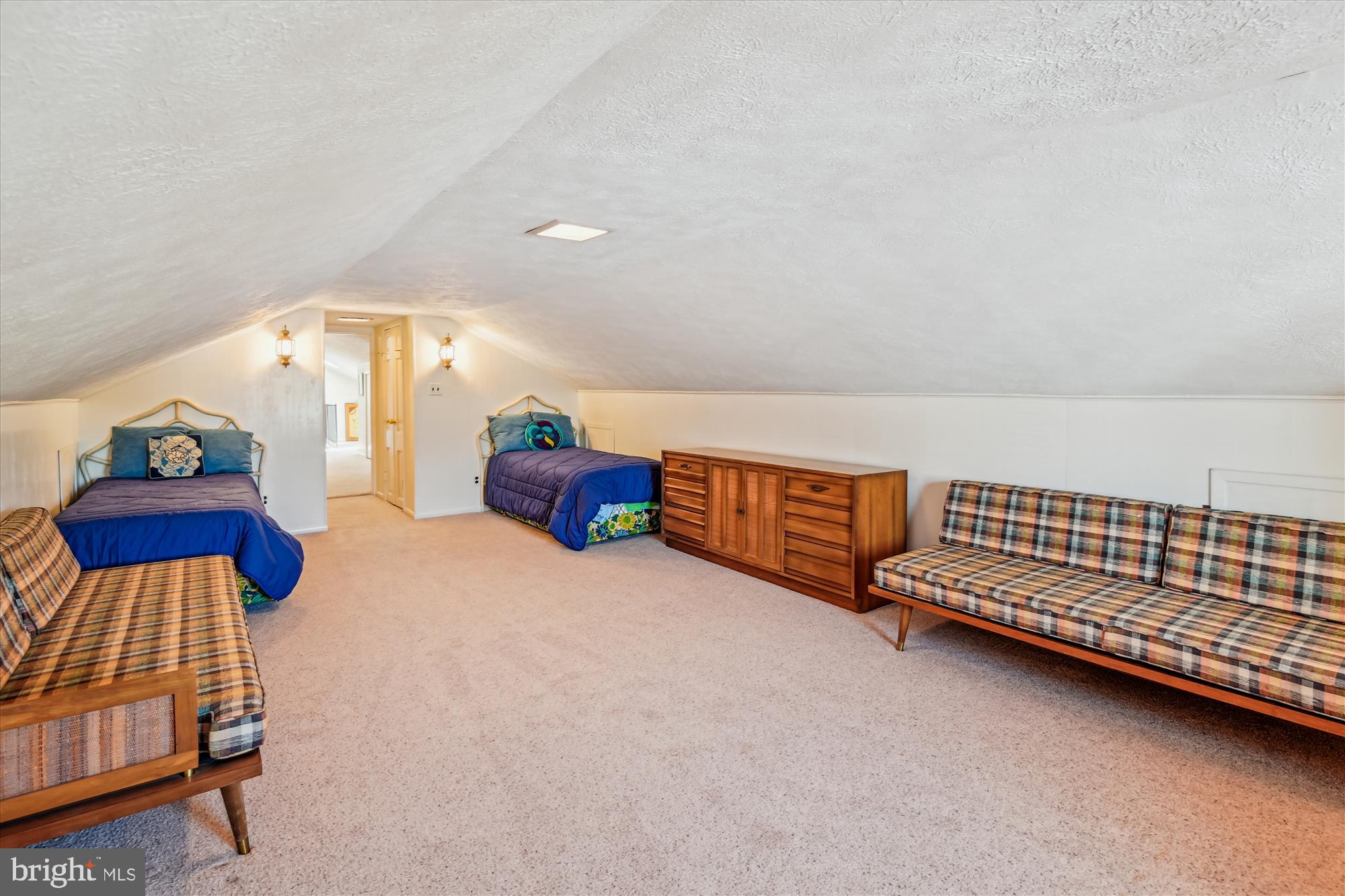 SELBY ON THE BAY - Residential